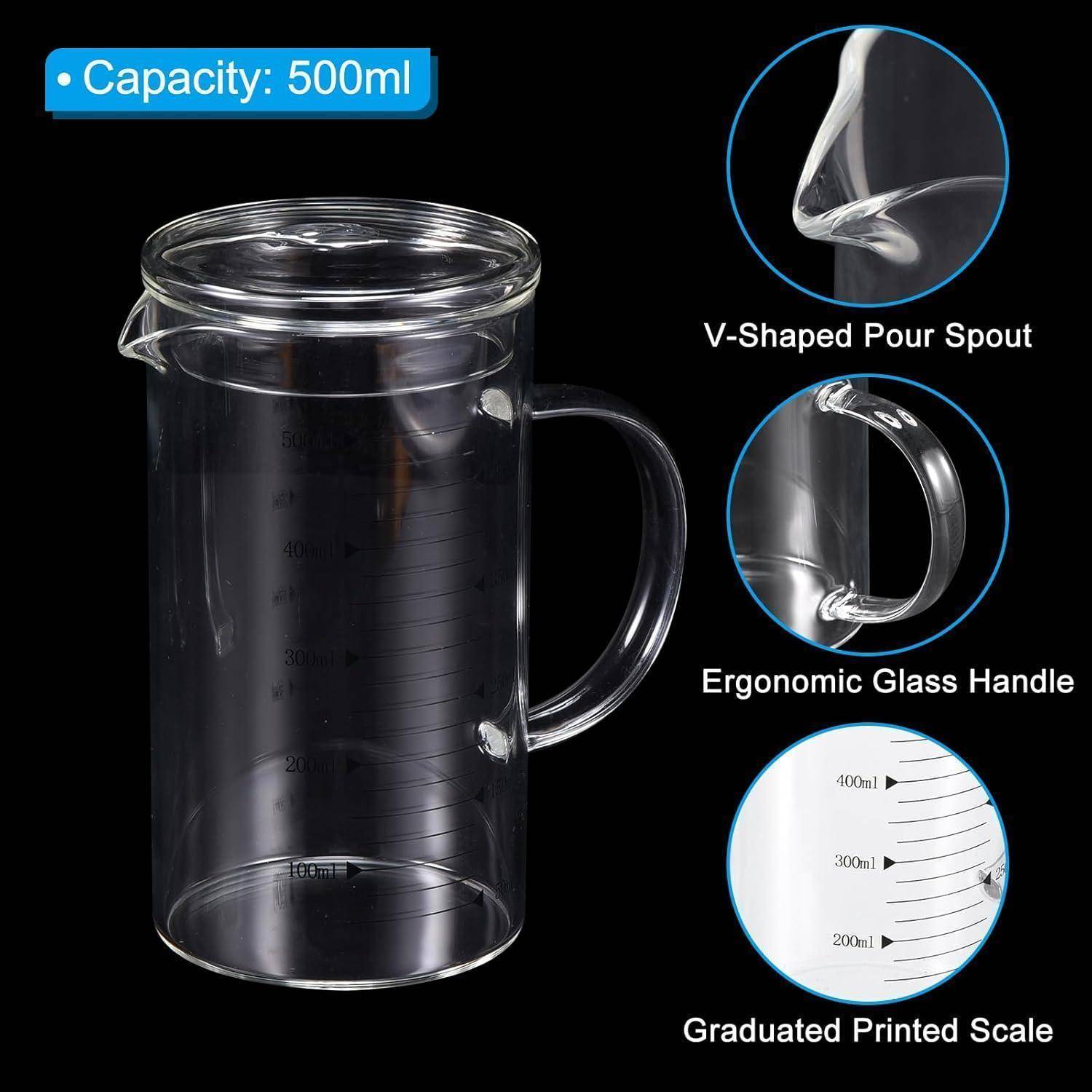 Glaskrug zum Messen, Fassungsvermögen 500 ml, mit V-förmiger Ausgießer, ergonomischem Griff und aufgedruckter Messskala.