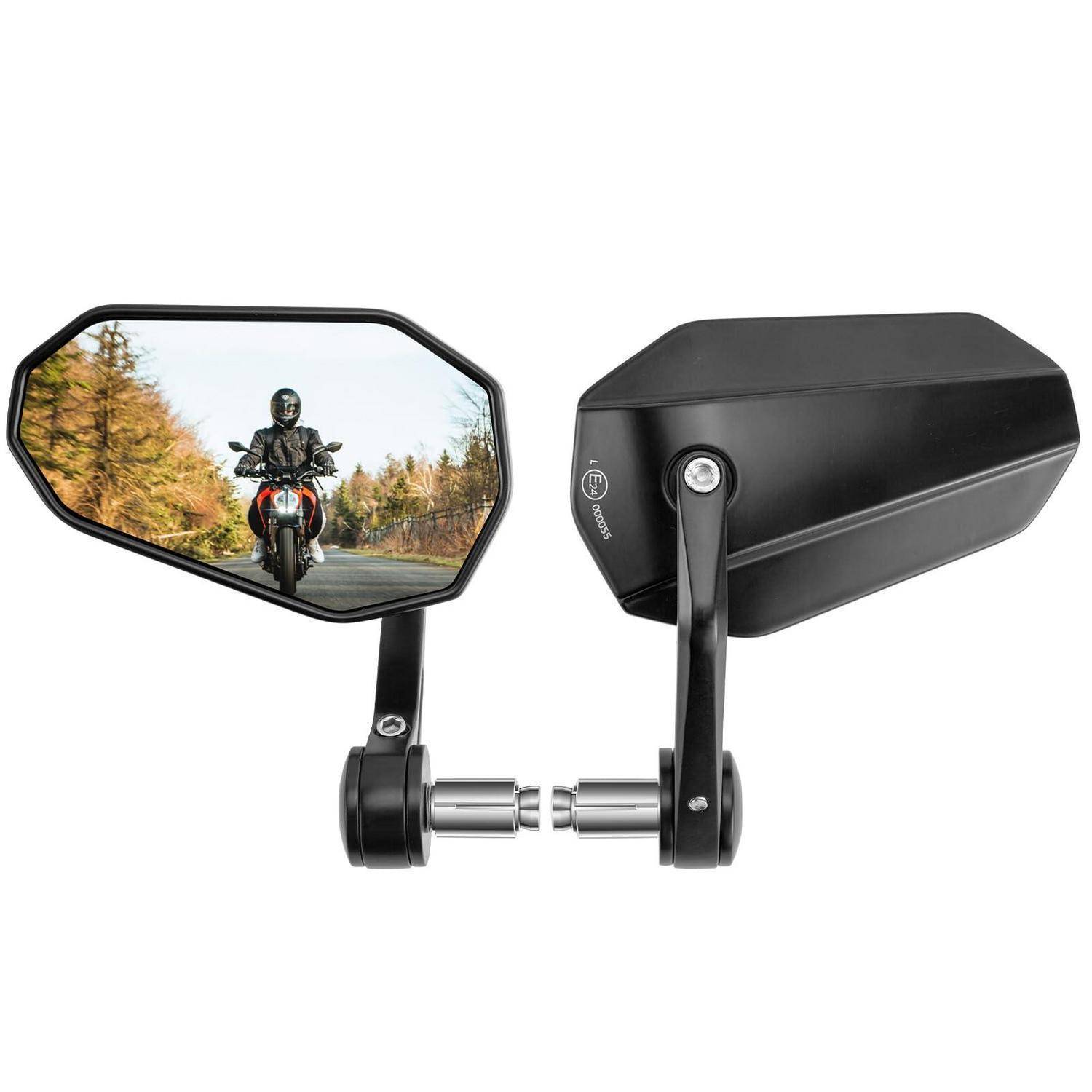 Paar von Motorrad-Rückspiegeln, einer zeigt einen Fahrer auf einer Straße und der andere die Rückseite des Spiegels.