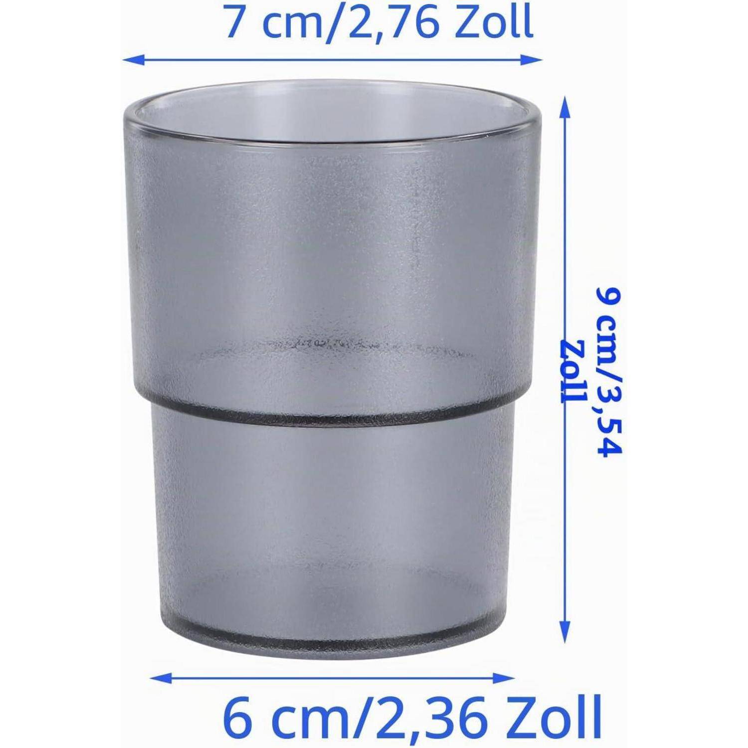 Grauer zylindrischer Becher mit folgenden Maßen: 7 cm breit oben, 6 cm breit unten und 9 cm hoch.