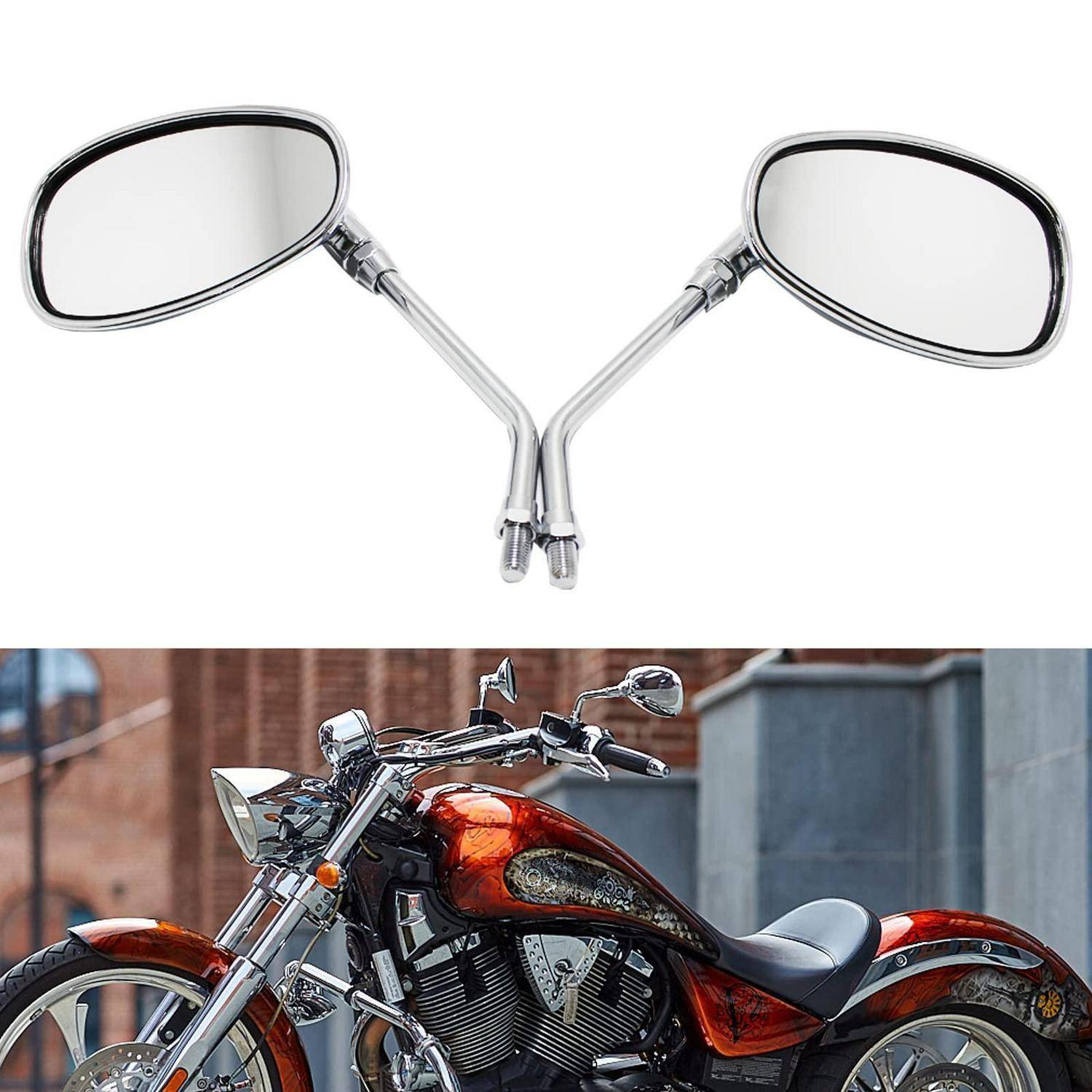 Satz aus verchromten Motorrad-Rückspiegeln über einem benutzerdefinierten rot-schwarzen Cruiser-Motorrad, die die Passform und den Stil der Spiegel zeigen.