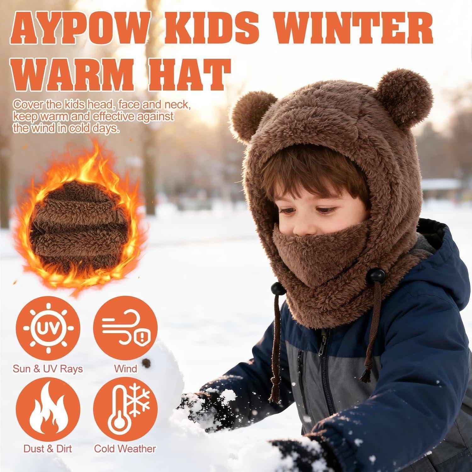 Anzeige für 'AYPOW KIDS WINTER WARM HAT': Ein Kind trägt eine braune Mütze mit Bärenohren und eine Gesichtsbedeckung im Schnee; Symbole zeigen, dass sie vor UV-Strahlung, Wind, Staub und Kälte schützt.