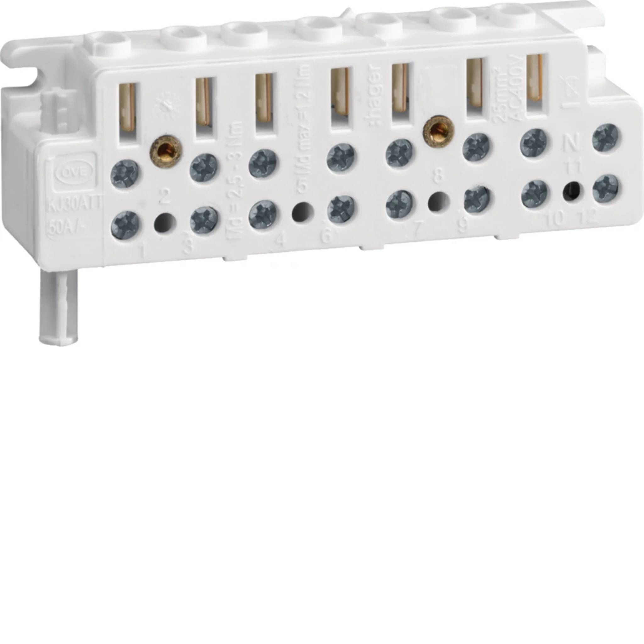 Weißer elektrischer Klemmblock mit mehreren Schraubanschlüssen und nummerierten Anschlussöffnungen für Drähte, dargestellt auf weißem Hintergrund.