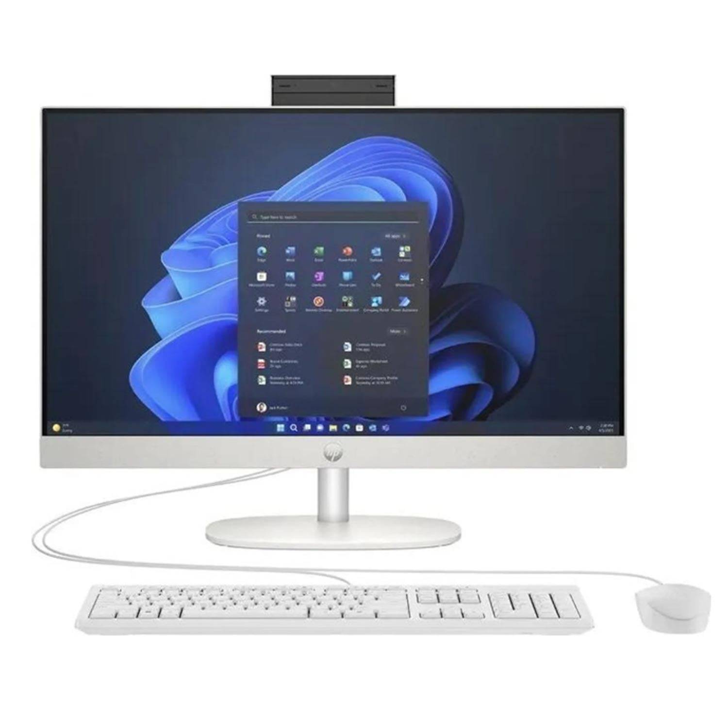 Desktop-Computer-Setup mit HP All-in-One-Monitor, der das Windows-11-Startmenü anzeigt, sowie kabelgebundene Tastatur und Maus auf weißem Hintergrund