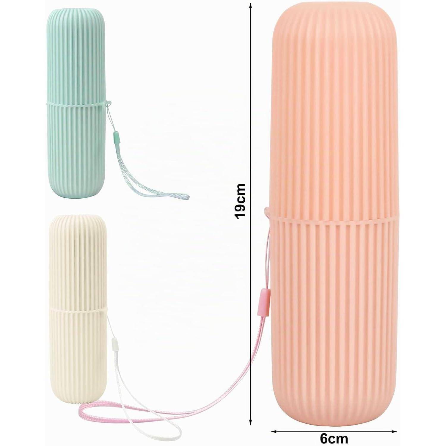 Produktabbildung einer gerippten zylindrischen Reiseetui mit Umhängeband in Mint, Creme und Pfirsich; das größte ist mit 19 cm Höhe und 6 cm Breite gekennzeichnet.