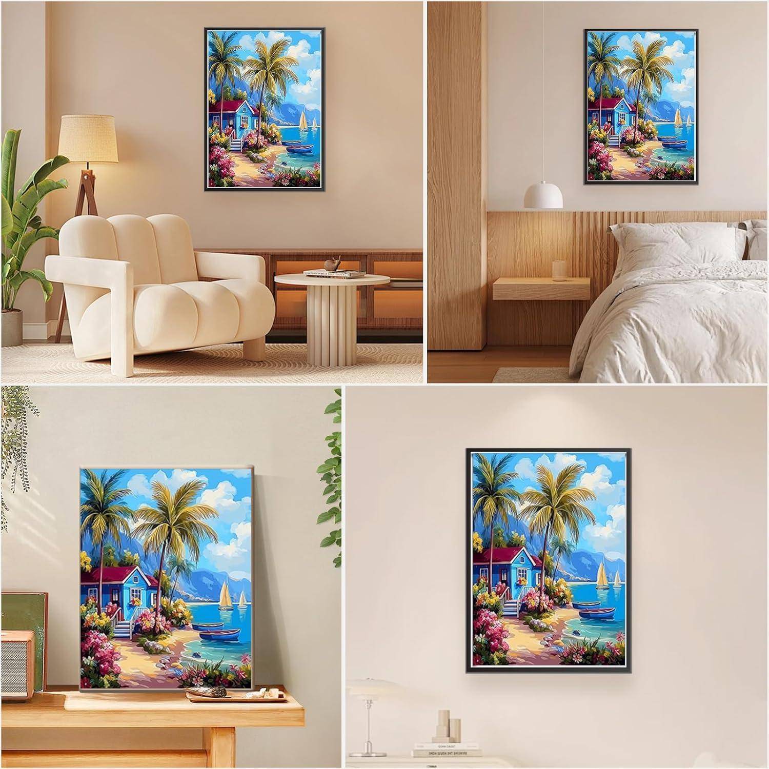 Collage aus Kunstwerken eines tropischen Strandhauses, das in vier modernen Innenräumen präsentiert wird, einschließlich eines Wohnzimmers, eines Schlafzimmers und einer an der Wand angebrachten Nahaufnahme.