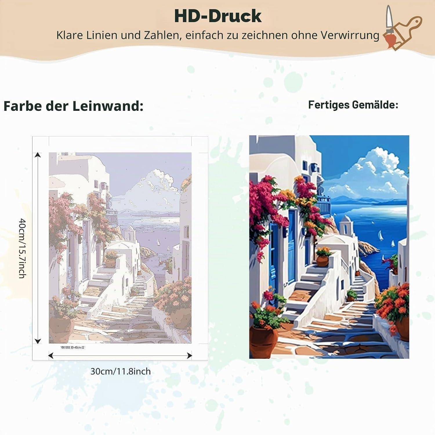 Vergleich einer Leinwand-Druckvorlage und dem fertigen Gemälde: Ein weißes Küstendorf wird zu einer lebendigen blau-weißen Meeresansicht mit Blumen und Treppen.