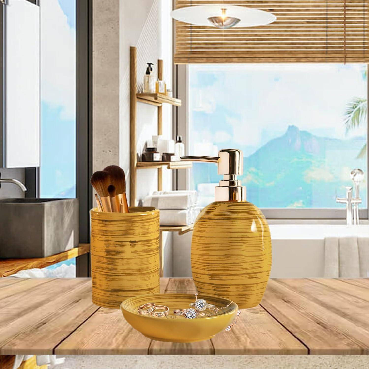 Badezimmerunterschrank mit gelbem Seifenspender, Bürstenhalter und Schale auf einem Holztresen, mit Bergblick durch das Fenster.