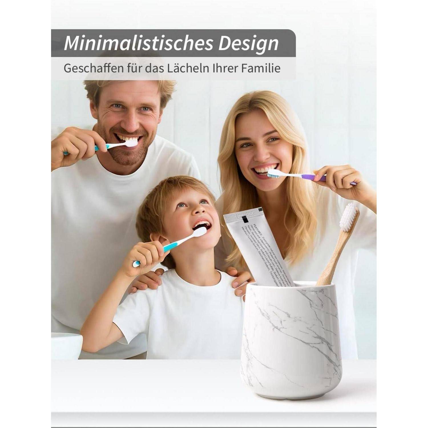 Deutsches Angebot, das eine lächelnde Familie zeigt, die zusammen Zähne putzen neben einem marmorstil-Zahnbürstenhalter, mit dem Text „Minimalistisches Design