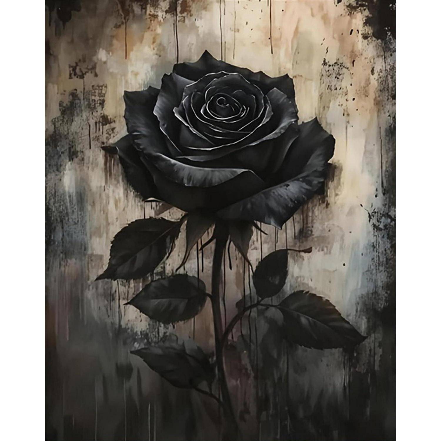 Eine einzelne schwarze Rose mit Blättern, zentriert vor einem verwitterten beige- und grauem strukturiertem Hintergrund mit dunklen Tropfen.