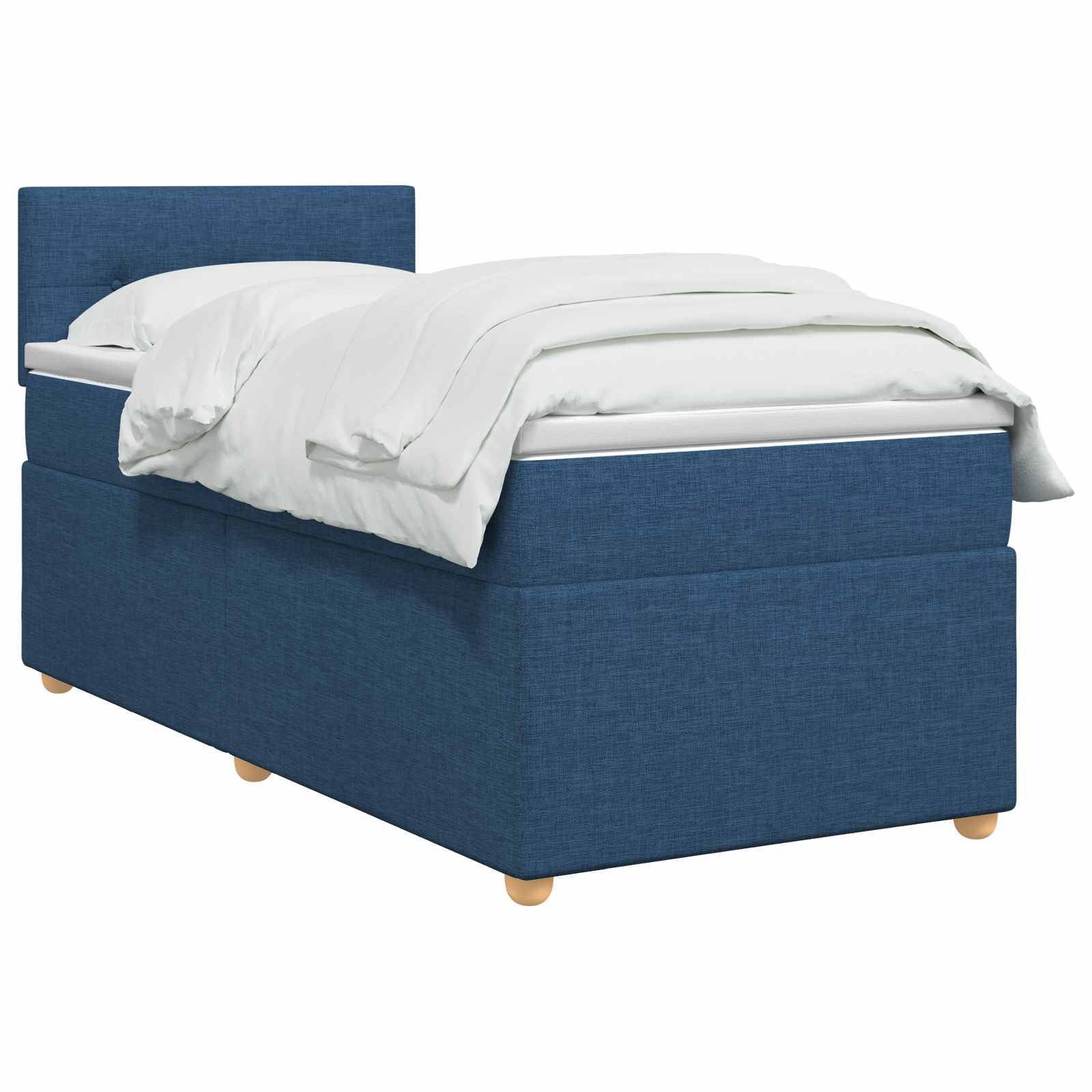 Blaugepolstertes Einzelbett mit weißer Bettwäsche und hohem Kopfteil auf weißem Hintergrund.