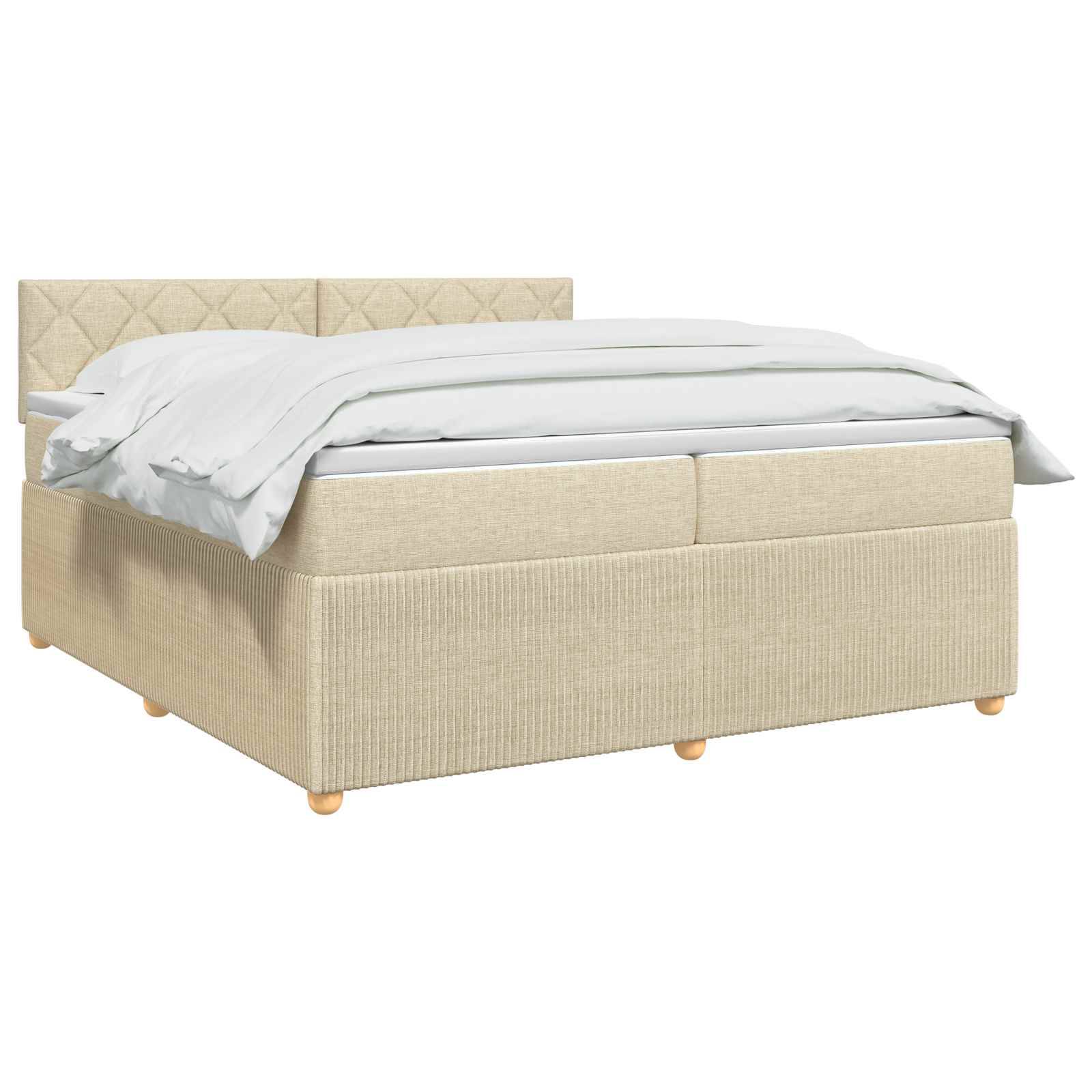 Beige gepolstertes Bett mit getufteter Kopfstütze, weiße Bettwäsche und Lagerschubladen in der Basis auf einem schlichten weißen Hintergrund.