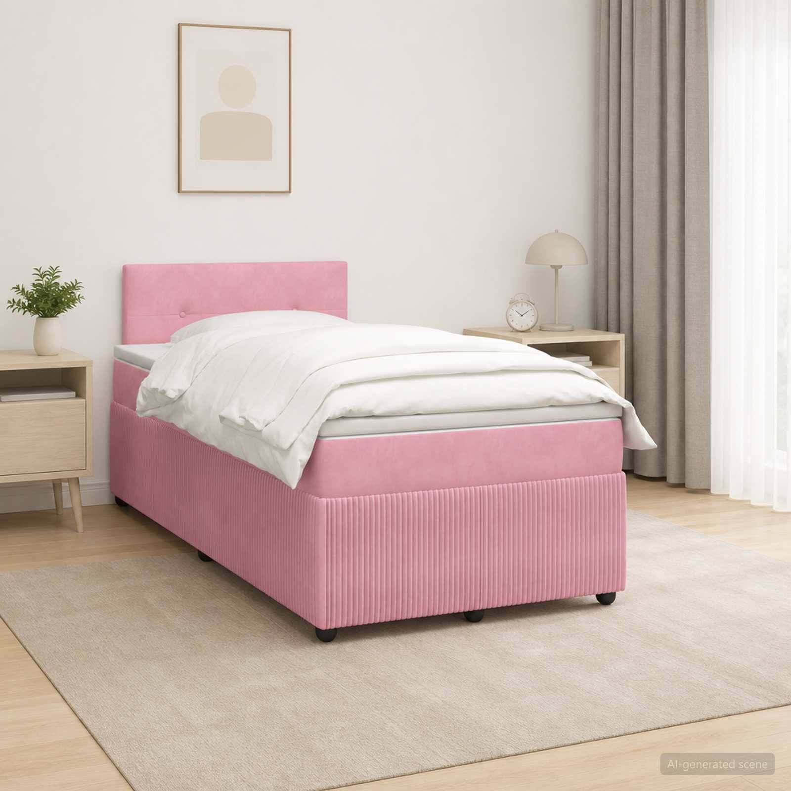 Rosa gepolstertes Einzelbett mit weißer Bettwäsche in einem minimalistischen Schlafzimmer, flankiert von Nachttischen, Lampe, Pflanze und Wandkunst.