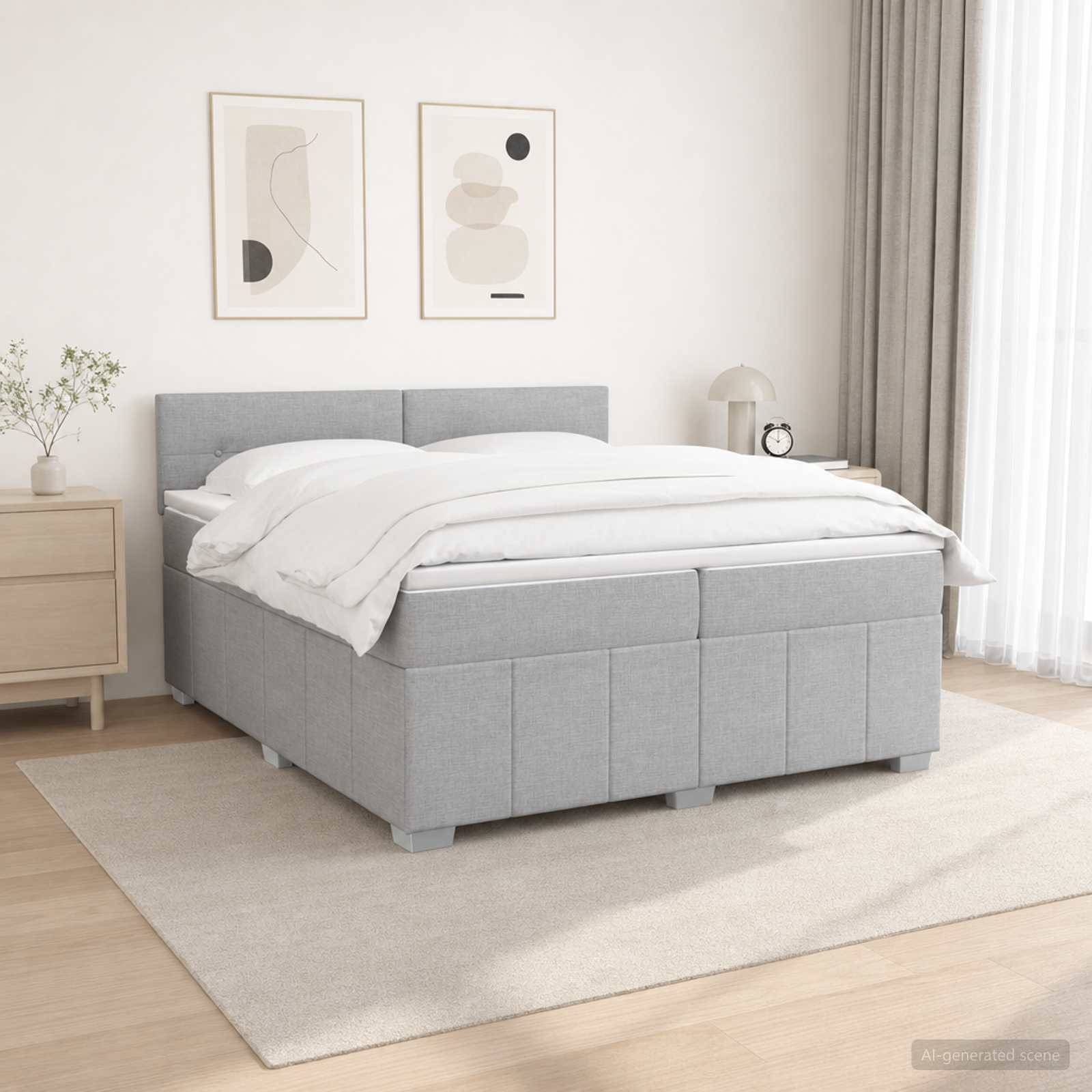 Modernes Schlafzimmer mit einem grau gepolsterten Bett, weißer Bettwäsche, Nachttischen, gerahmten Wandbildern und neutralen Vorhängen auf einem hellen Teppich.