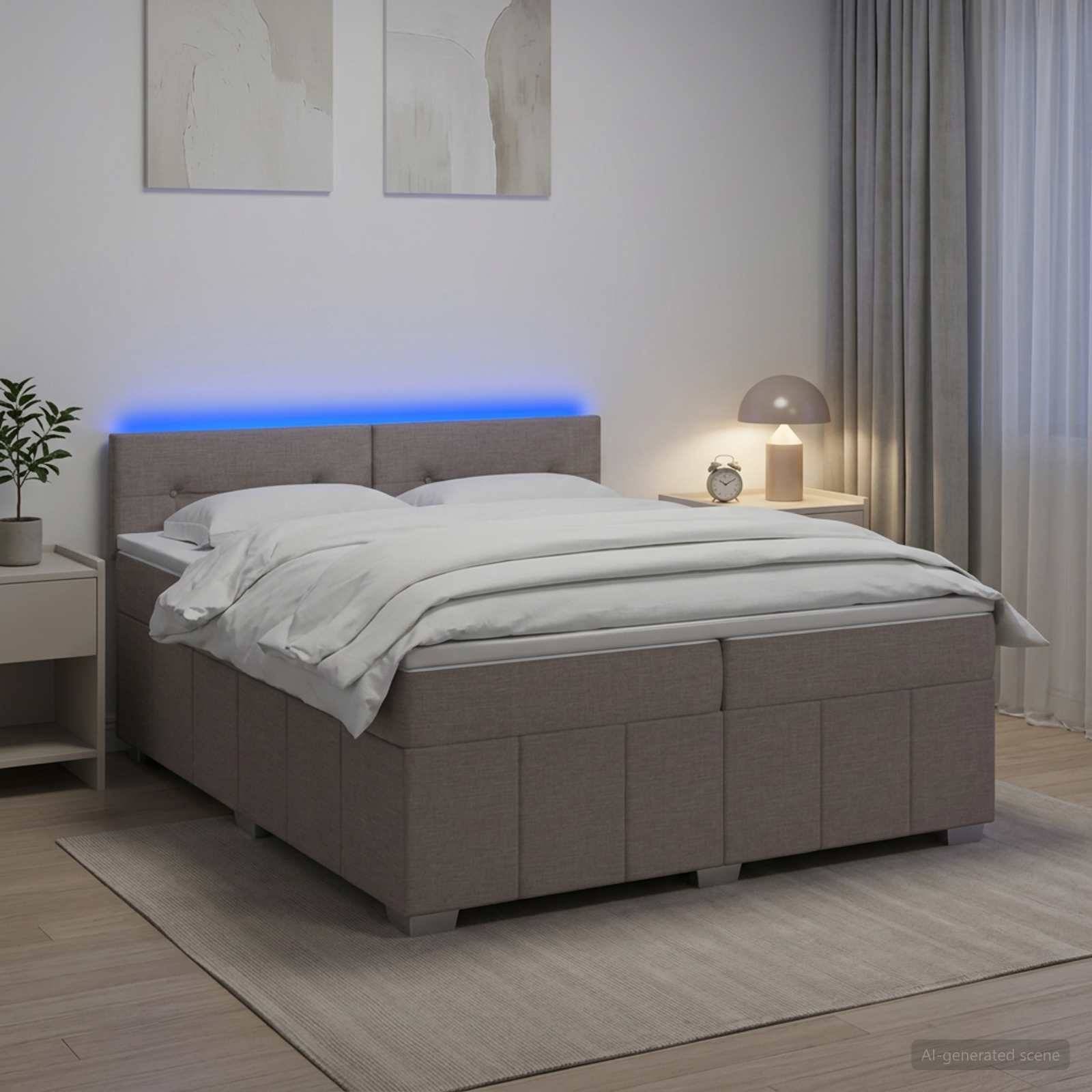 Modernes gepolstertes Bett mit weißer Bettwäsche und blau hinterleuchtetem Kopfteil in einem minimalistischen Schlafzimmer, mit Nachttischlampen und Vorhängen.