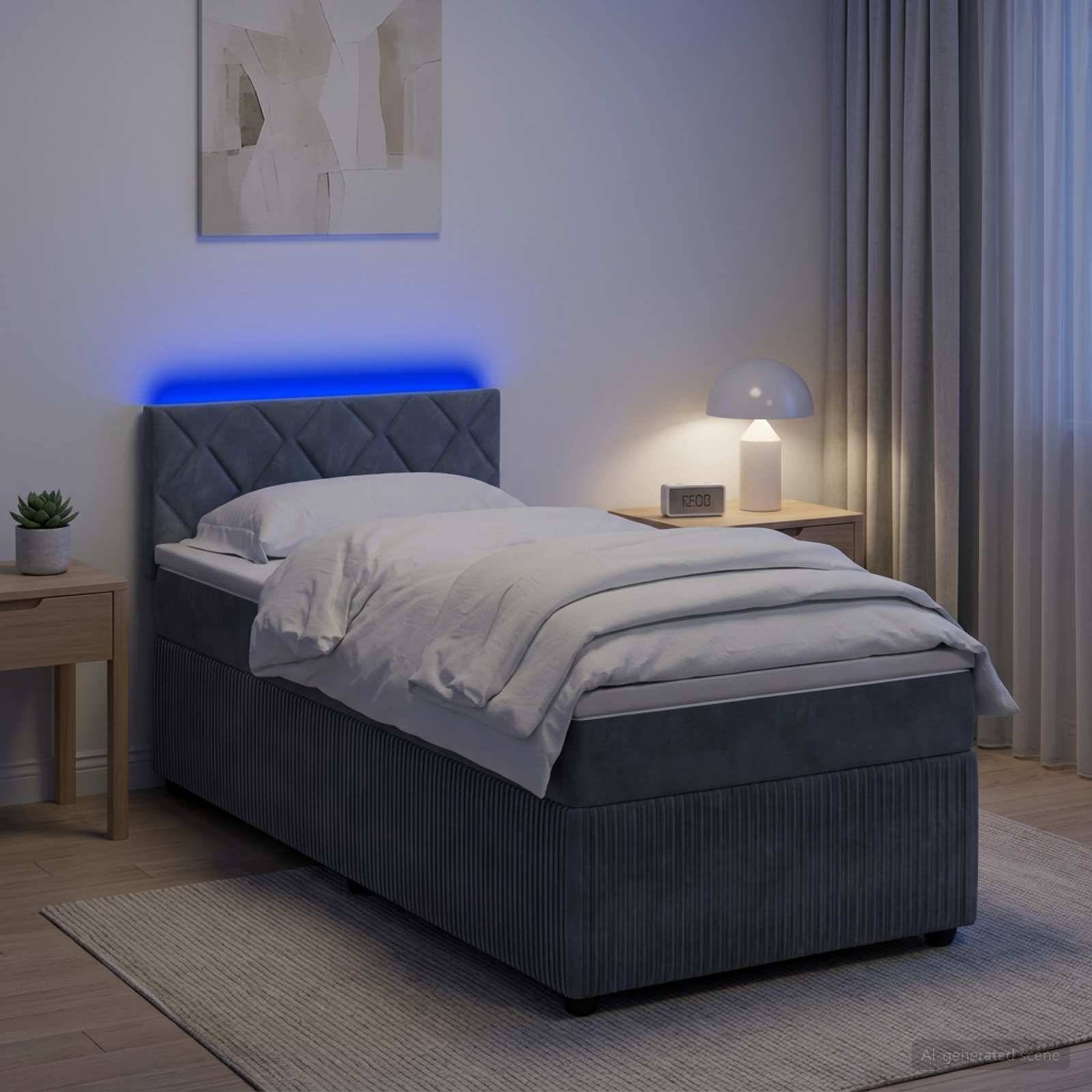 Modernes Schlafzimmer mit gemachtem Einzelbett, blau beleuchtetem LED-Kopfteil, Nachttischen, Lampen und Vorhängen.