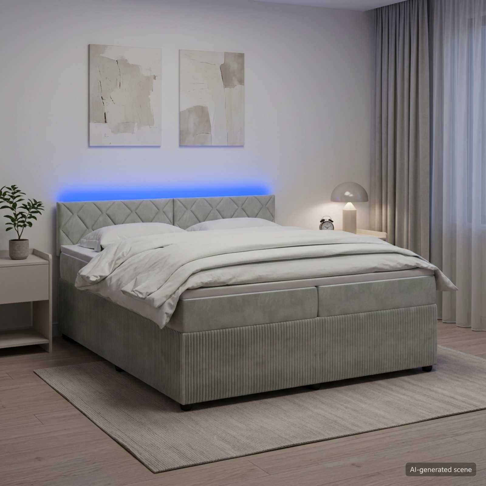 Modernes Schlafzimmer mit einem grau gepolsterten Bett, weißer Bettwäsche, blauem LED-Kopfteile-Glow, Nachttischlampe, Pflanze und transparenten Vorhängen.