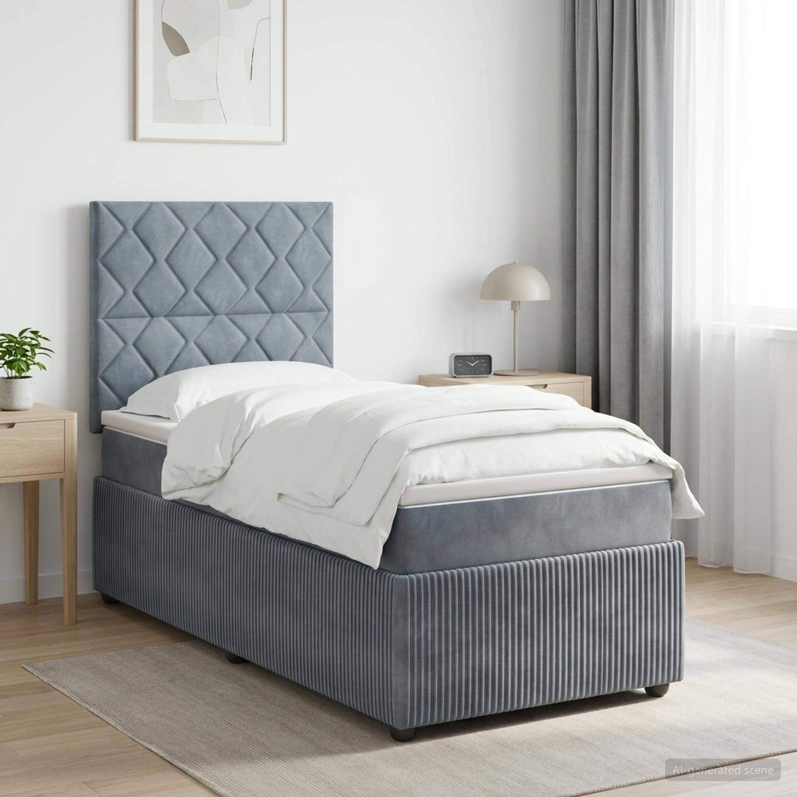 Modernes Einzelbett mit blauem gepolstertem Kopfteil, weißer Bettwäsche und Nachttischen in einem hellen minimalistischen Schlafzimmer.