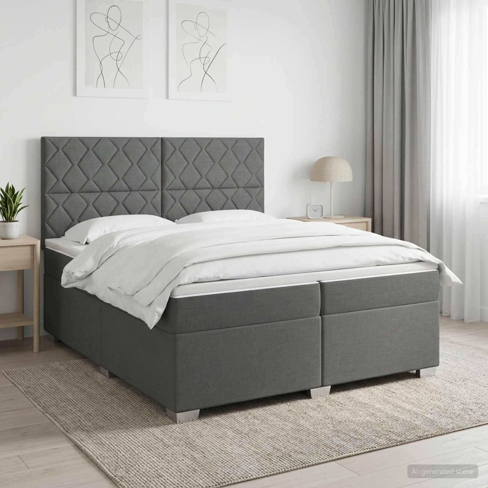 Modernes graupolstertes Bett mit gestepptem Kopfteil, weiße Bettwäsche, Nachttische, Lampe und minimalistische Dekoration in einem hellen Schlafzimmer.