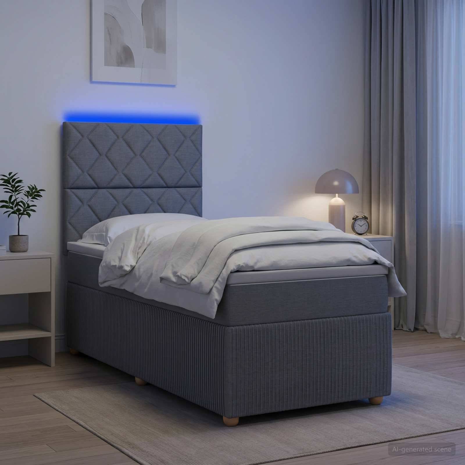 Modernes grau es Bett mit gestepptem Kopfteil und blauer LED-Beleuchtung, ordentlich gemacht in einem minimalistischen Schlafzimmer neben einer Nachttischlampe und Vorhängen.