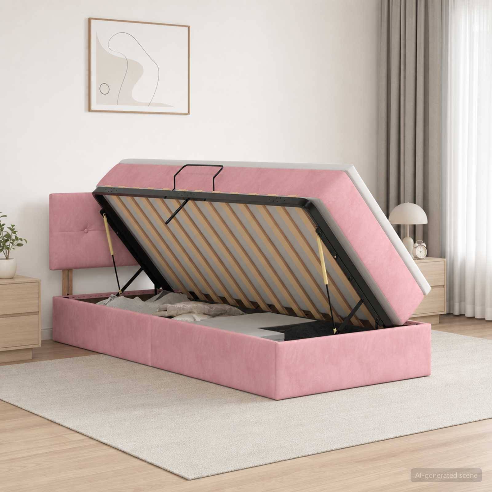 Rosa gepolstertes Bett mit Hydraulik-Hubmechanismus in einem hellen modernen Schlafzimmer, geöffnet, um die Lamellenbasis und den Stauraum darunter zu zeigen.