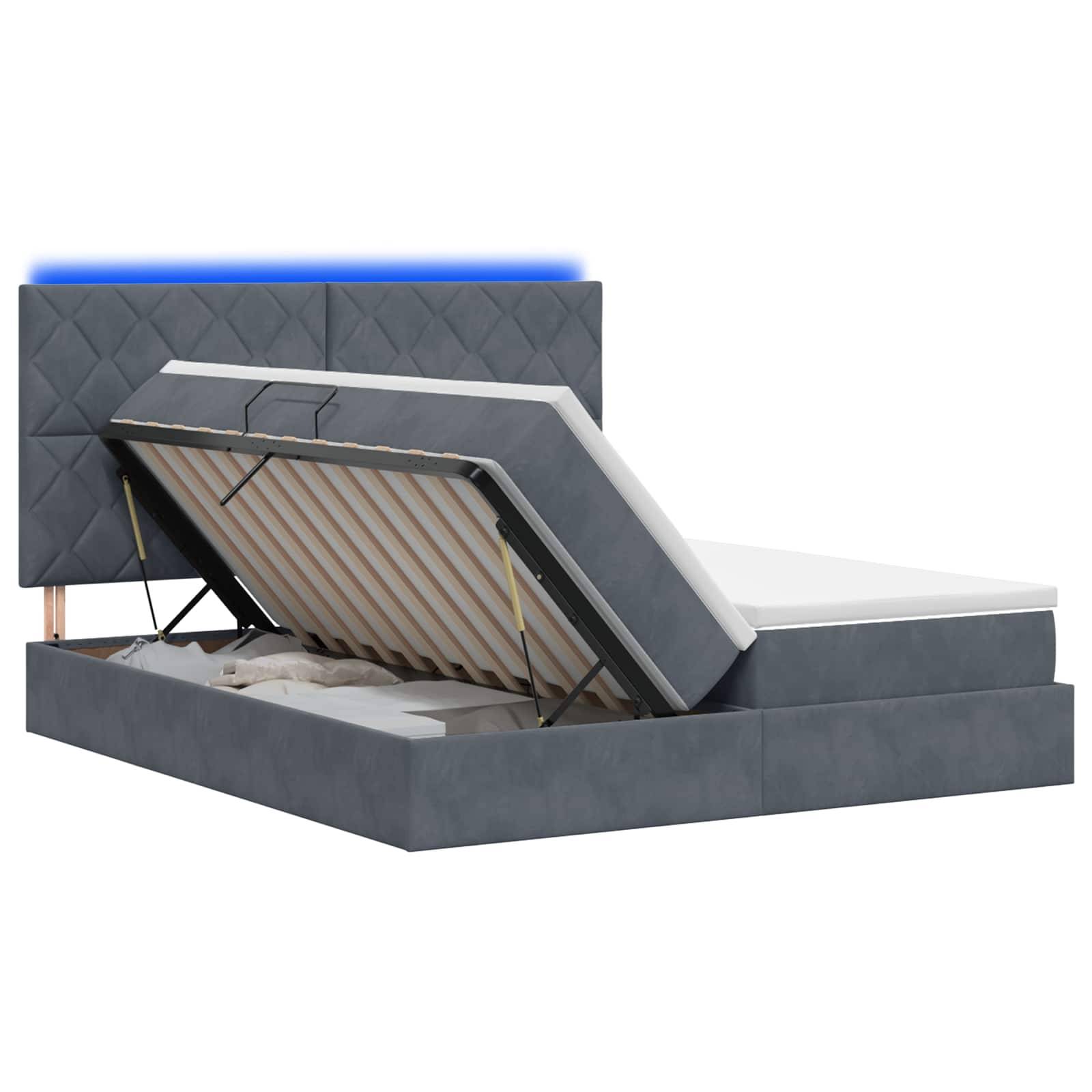 Gepolstertes Speicherbett mit angehobener Matratzenplattform, das die Lamellenbasis und das Unter-Bett-Lagerfach zeigt.
