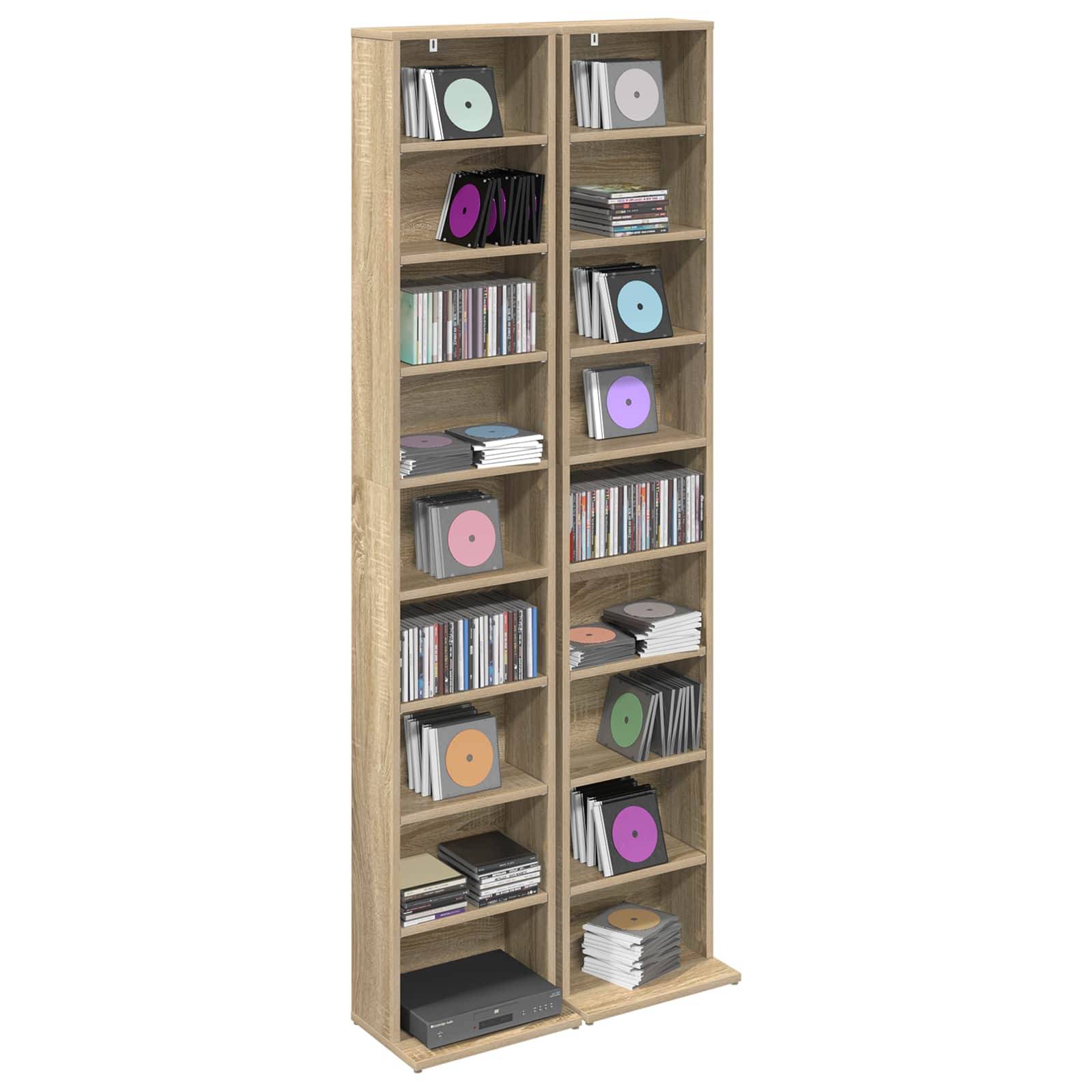 Hohles Holzmedienregal gefüllt mit CDs, DVDs und Büchern mit einer Stereoanlage am unteren Ende.