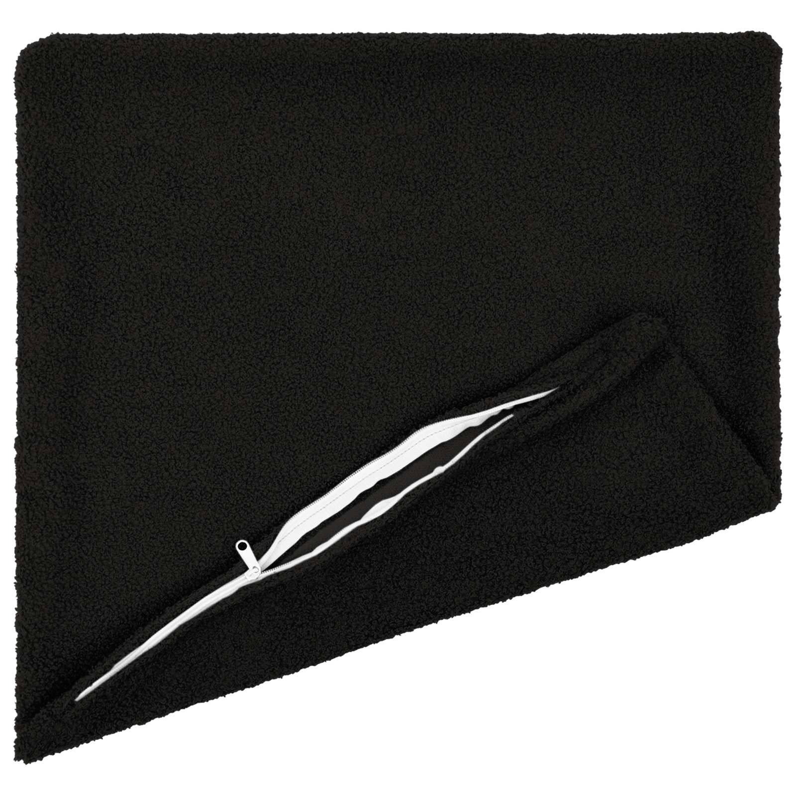 Schwarze Reißverschlusstasche oder Etui, teilweise geöffnet dargestellt, wobei eine weiße Reißverschlussfütterung gegen einen dunklen strukturierten Stoff sichtbar ist.