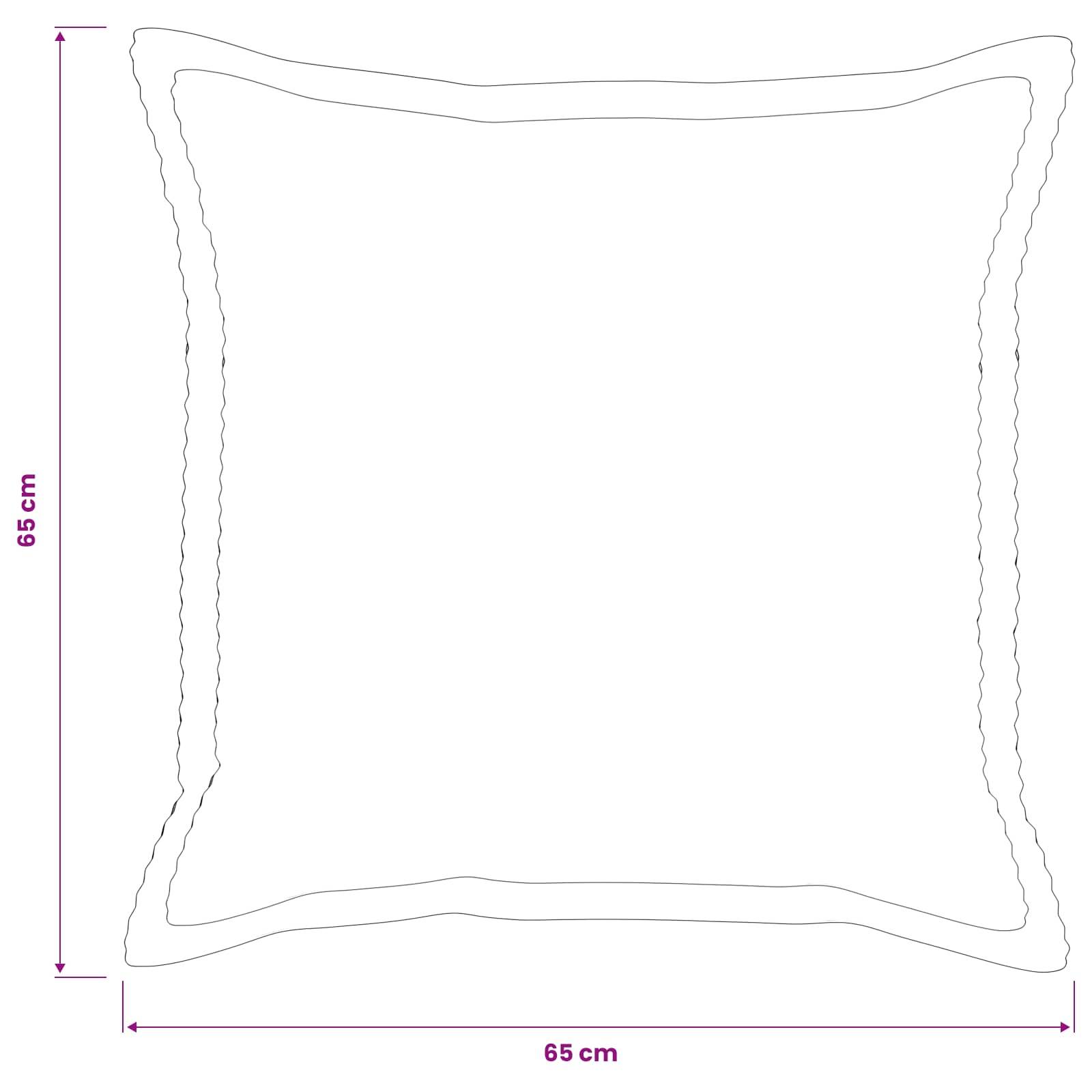 Quadratisches Kissengumriss mit gewellten Kanten, beschriftet 65 cm breit und 65 cm hoch.