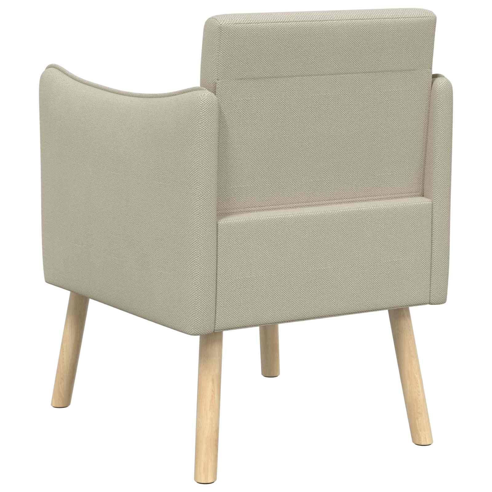 Beiger, gepolsterter Sessel mit Holzbeinen, von hinten und von der Seite auf einem weißen Hintergrund gezeigt.