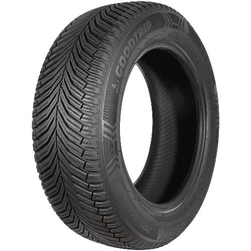 Ein schwarzer Goodyear-Reifen in schräger Ansicht auf dunklem Hintergrund, mit dem Laufflächenmuster 