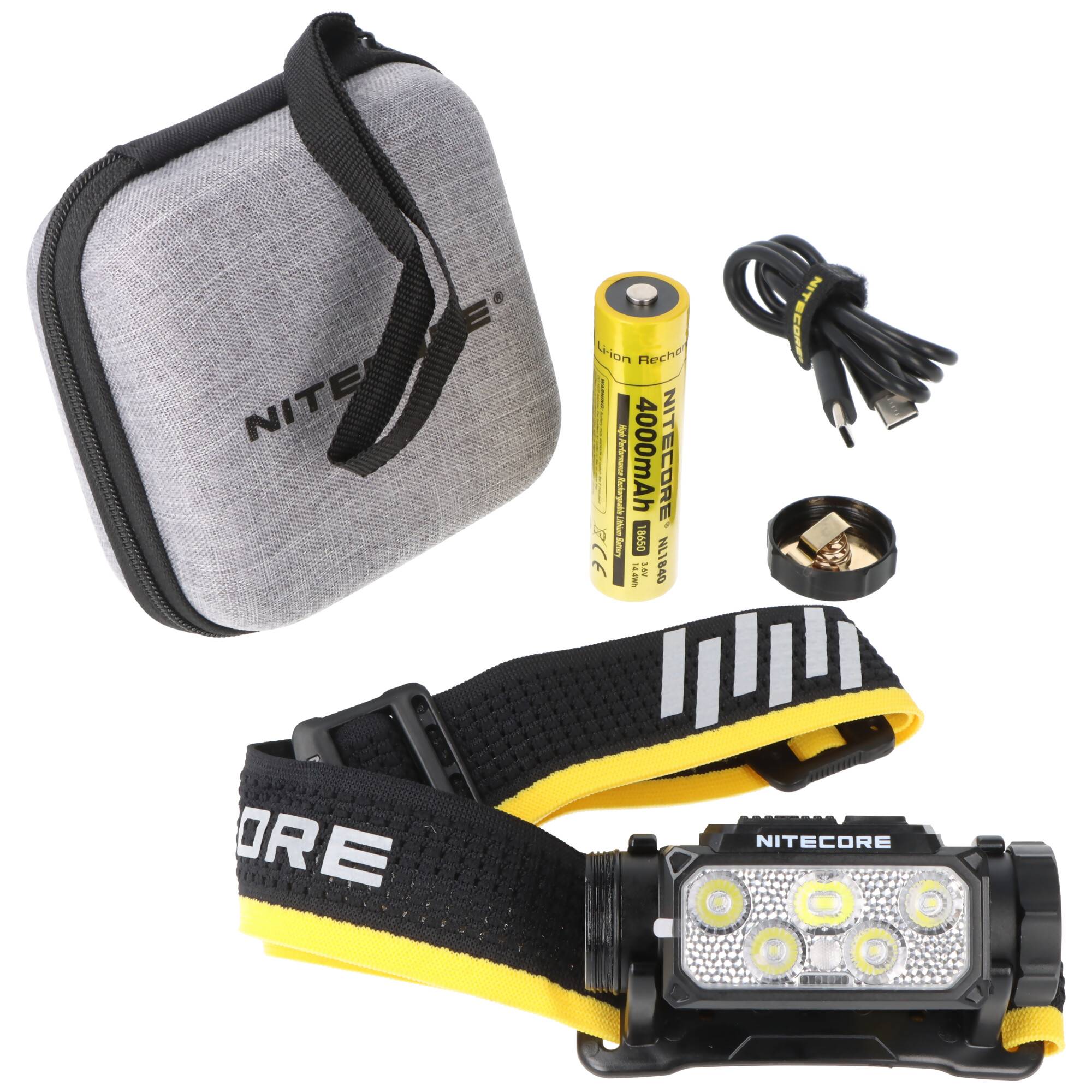 Nitecore Stirnlampen-Set mit elastischem Kopfband, Batterie, Ladekabel, Ersatzteilen und Transporttasche.
