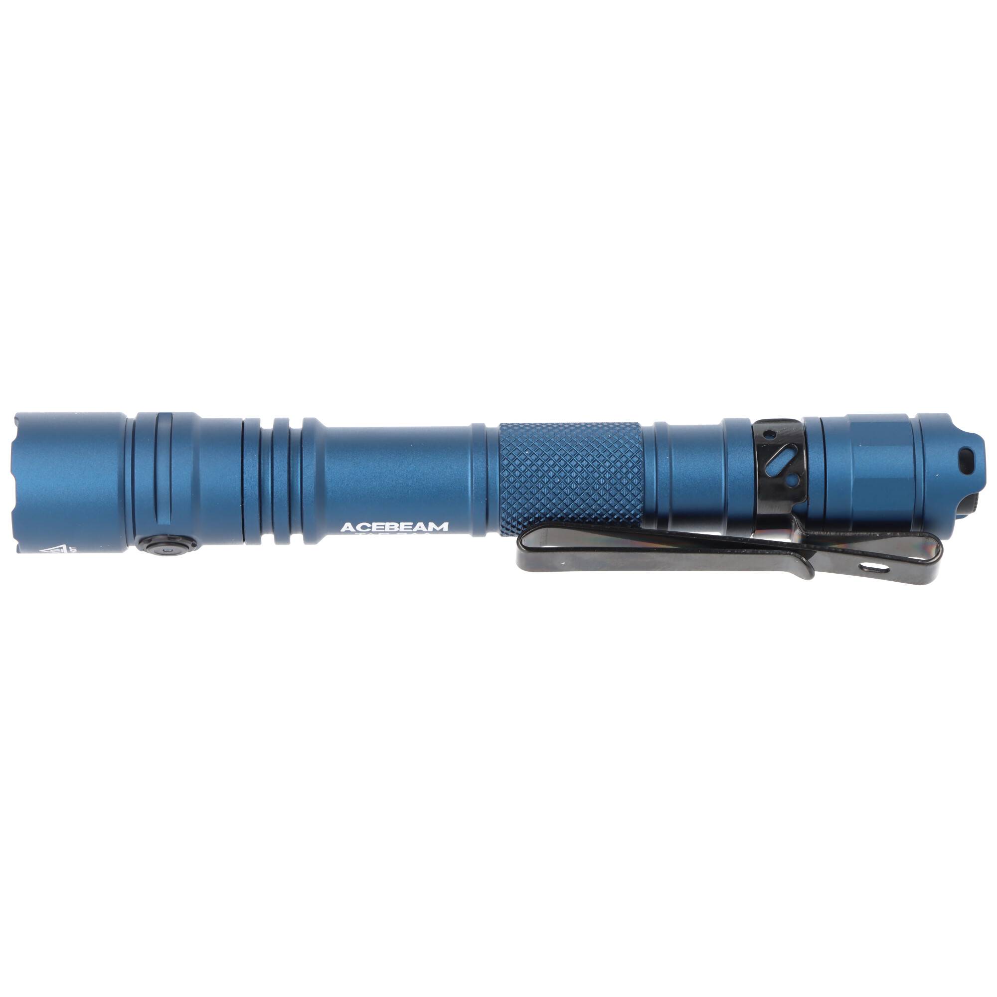 Blaue ACEBEAM-Taschenlampe mit Clip auf weißem Hintergrund.