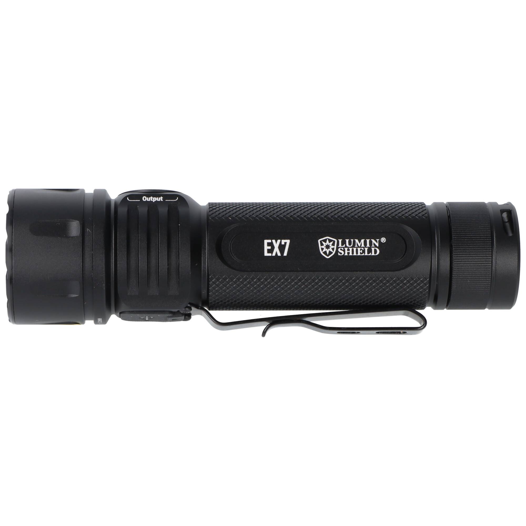 Black Lumin SHIELD EX7 Taschenlampe in Seitenansicht auf weißem Hintergrund.