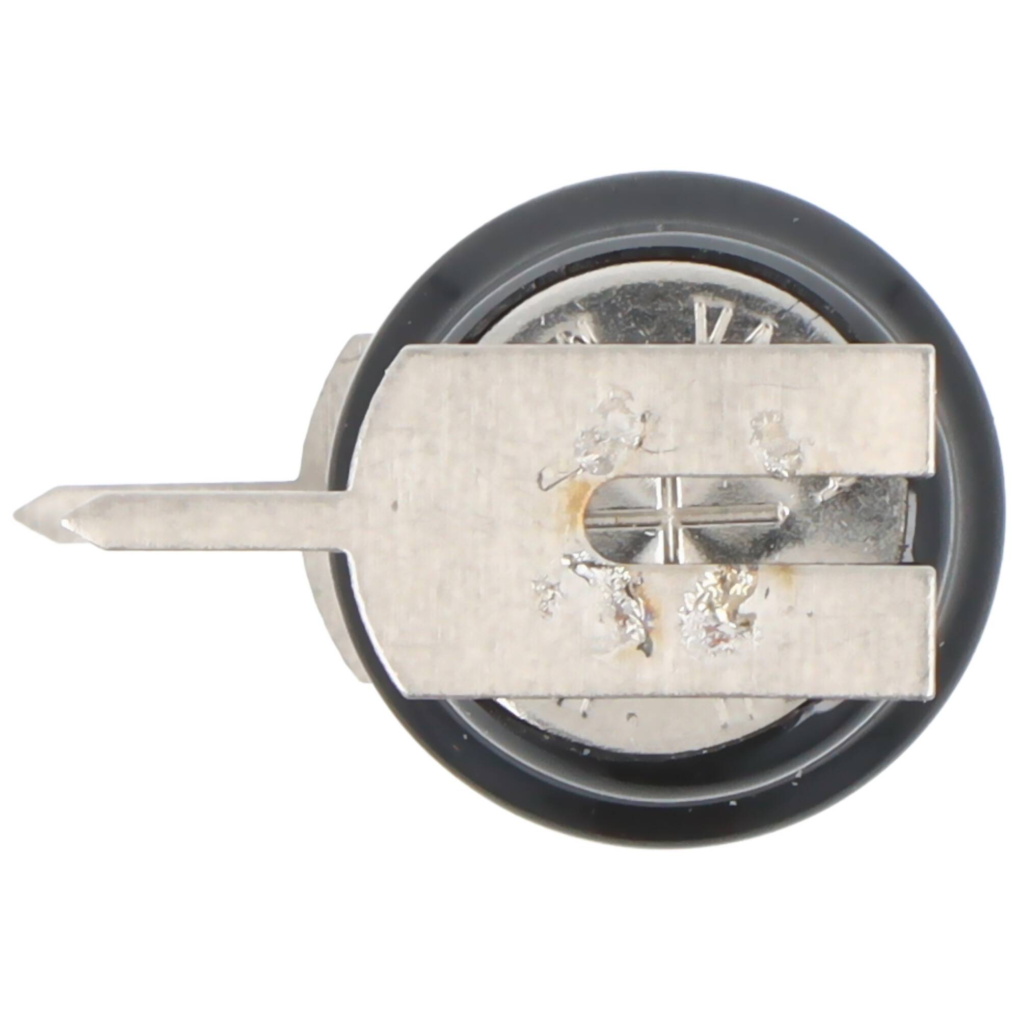 Nahaufnahme eines kleinen schwarzen Rades mit einer Metallhalterung und spitzem Schaft, wahrscheinlich eine Rolle oder Hardwarekomponente auf weißem Hintergrund.