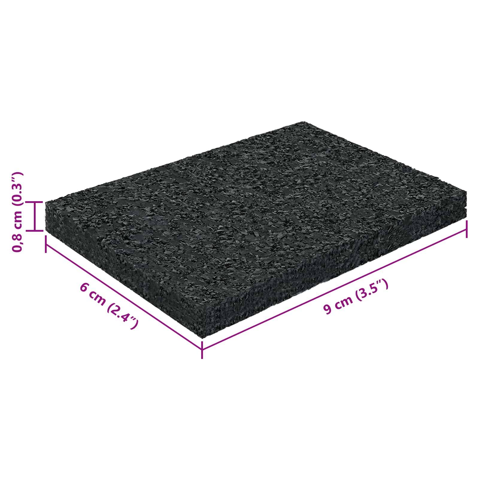 Schwarze rechteckige strukturierte Matte mit Maßbezeichnungen: 9 cm x 6 cm, 0,8 cm dick.