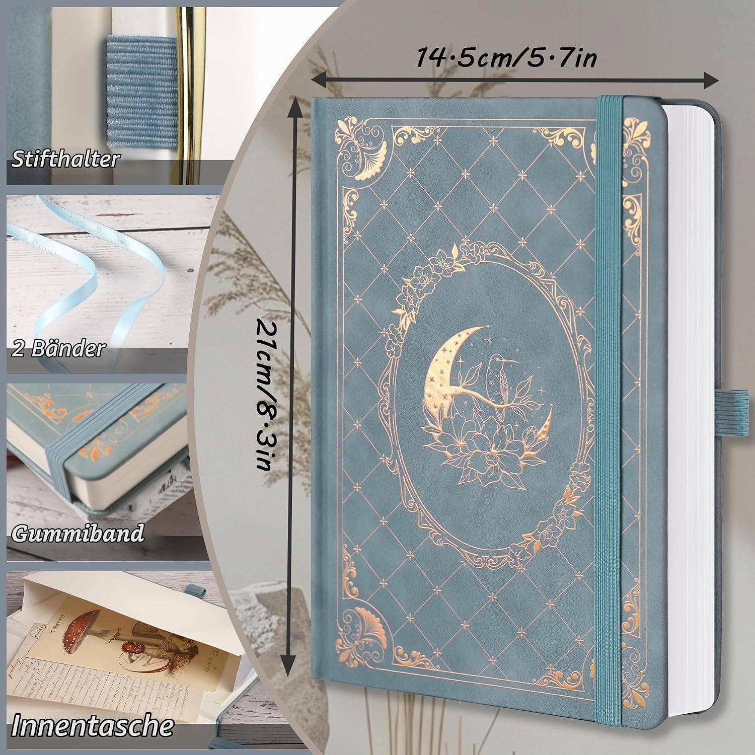 Dekoratives Hardcover-Notizbuch gezeigt mit Abmessungen von 14,5 x 21 cm, elastischer Verschluss, zwei Lesebänder und innere Tasche.