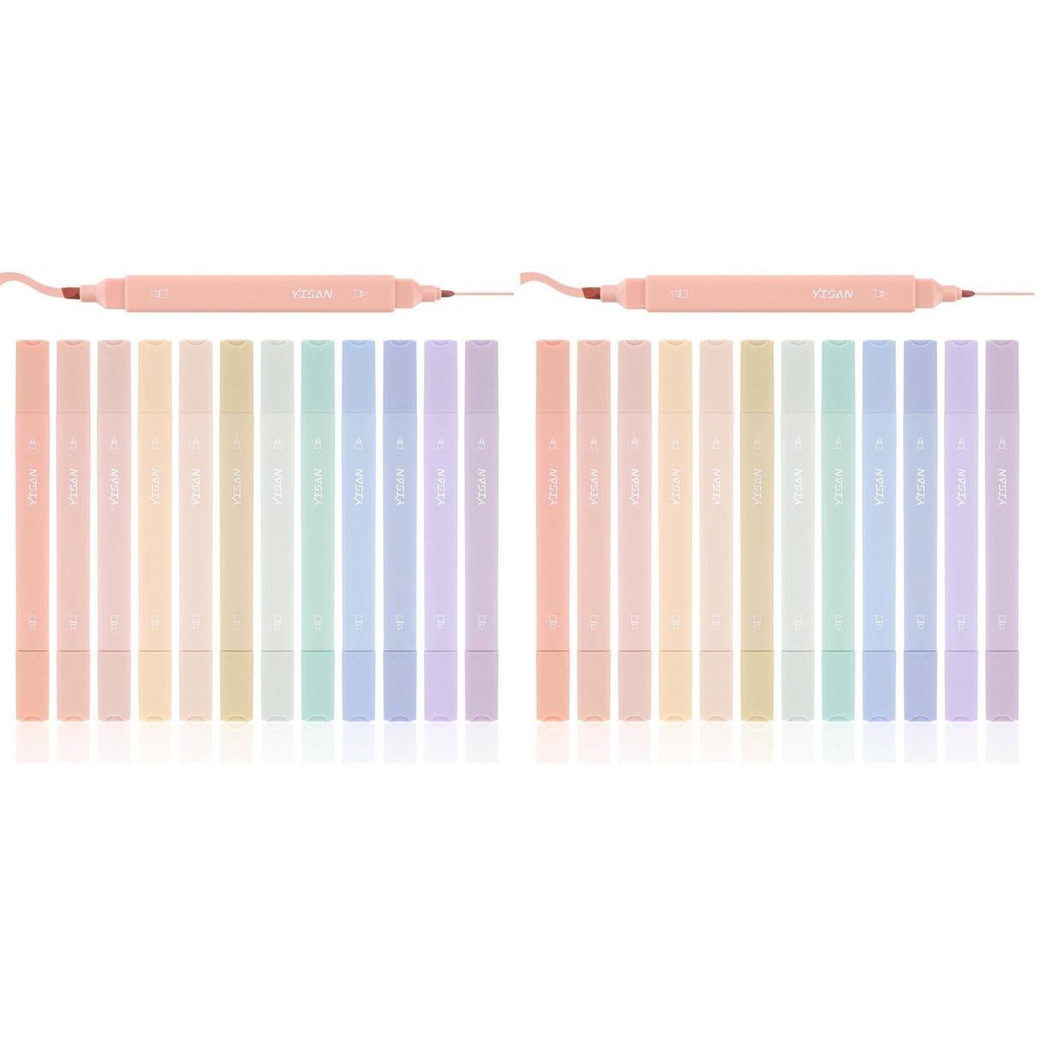 Zwei nebeneinander angeordnete Produktbilder zeigen Markersätze in Pastellfarben mit einem rosa Stifteetui und mehreren schlanken Markern, die in einem Regenbogenverlauf angeordnet sind.