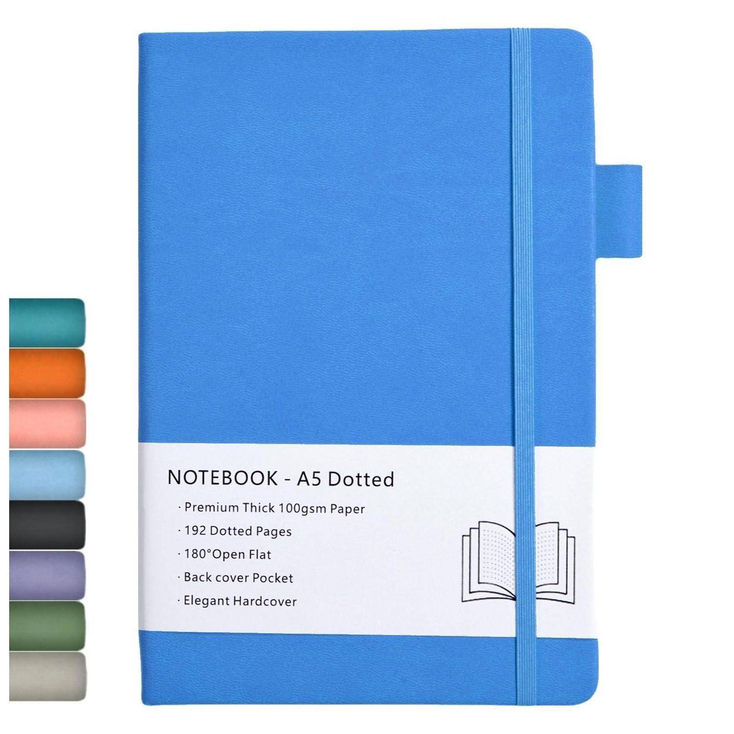 Blaues A5-Notizbuch mit Punktraster, Gummiband und Register, beschriftet mit „NOTEBOOK - A5 Dotted