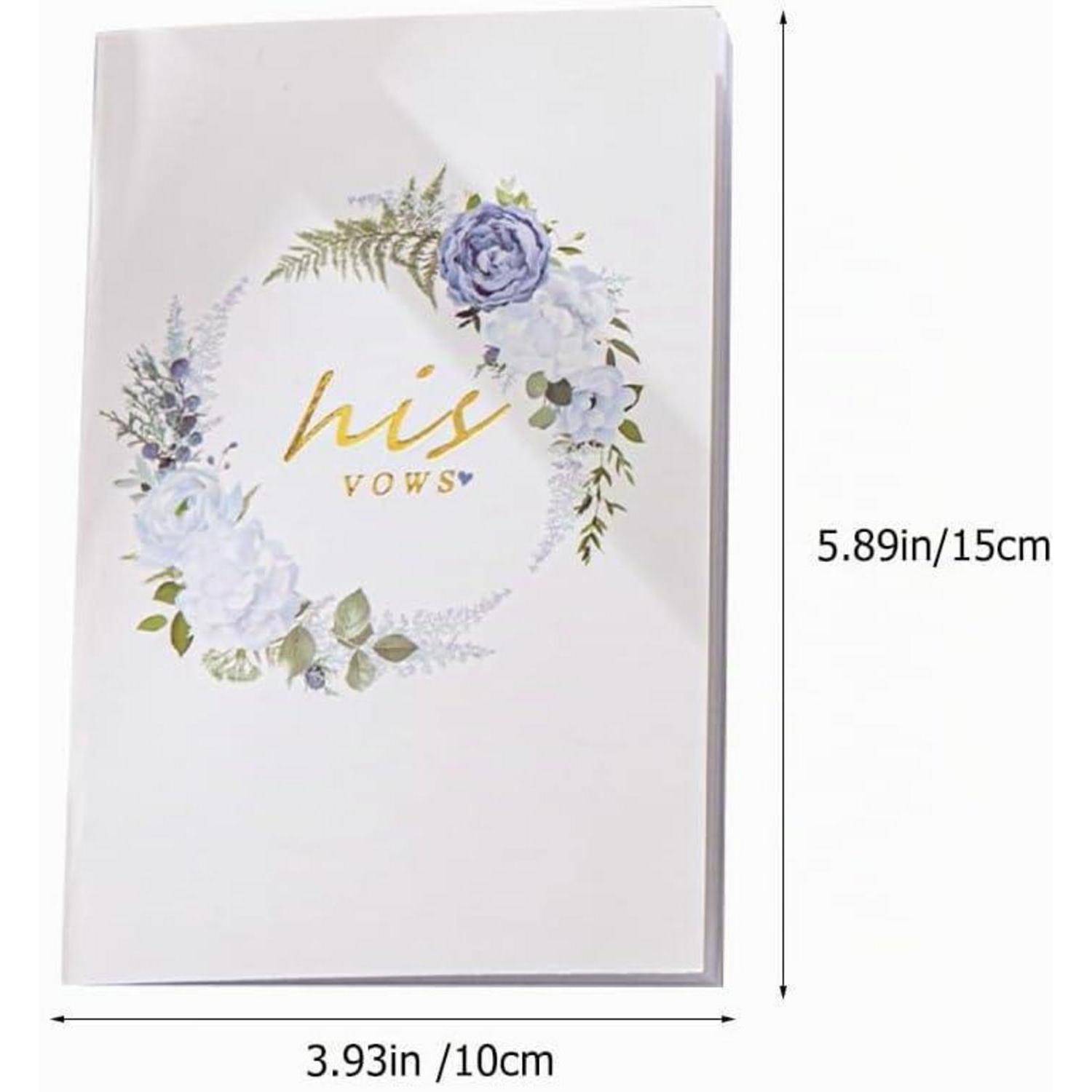 Weißes Hochzeits-Gelübde-Heftchen mit Blumenkranz auf dem Umschlag und goldenem Text „seine Gelübde