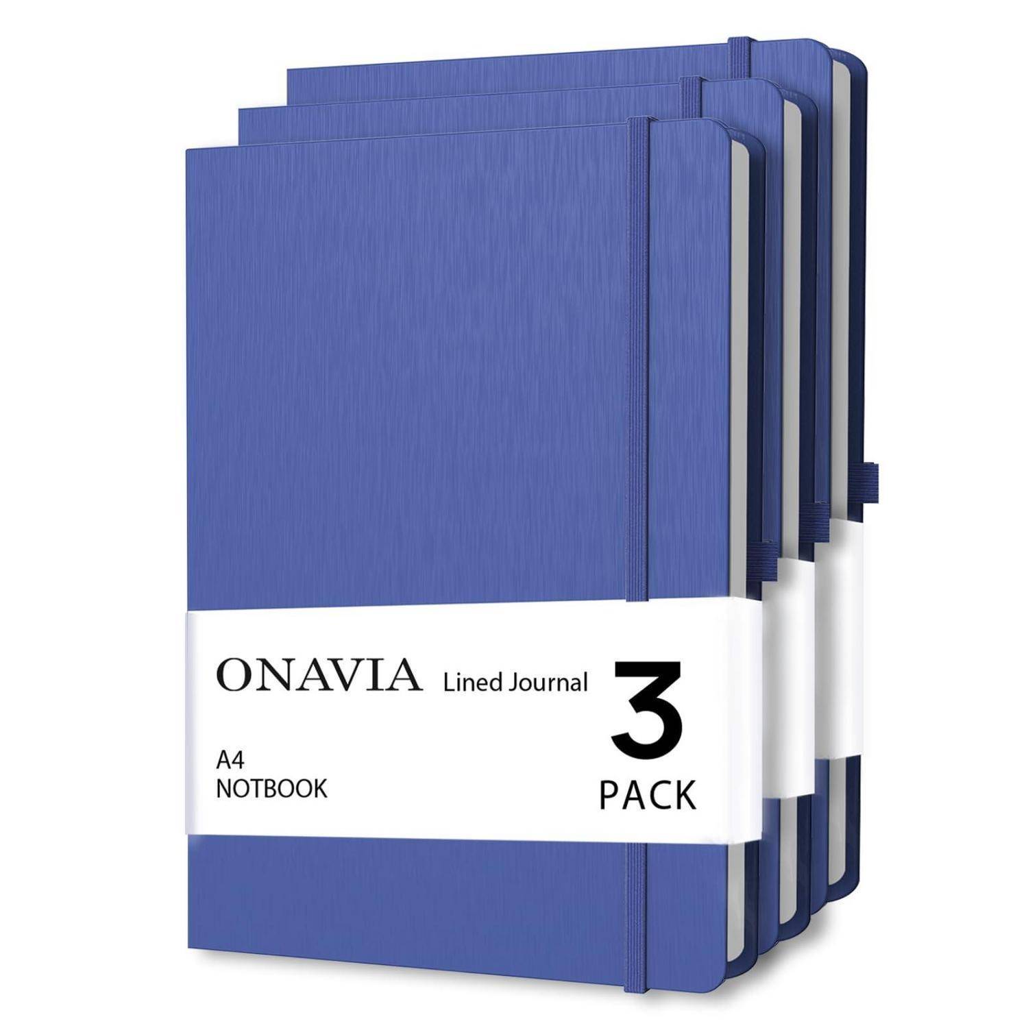 Packung mit drei blauen A4-Notizbüchern mit Linien, beschriftet mit „ONAVIA Line Journal