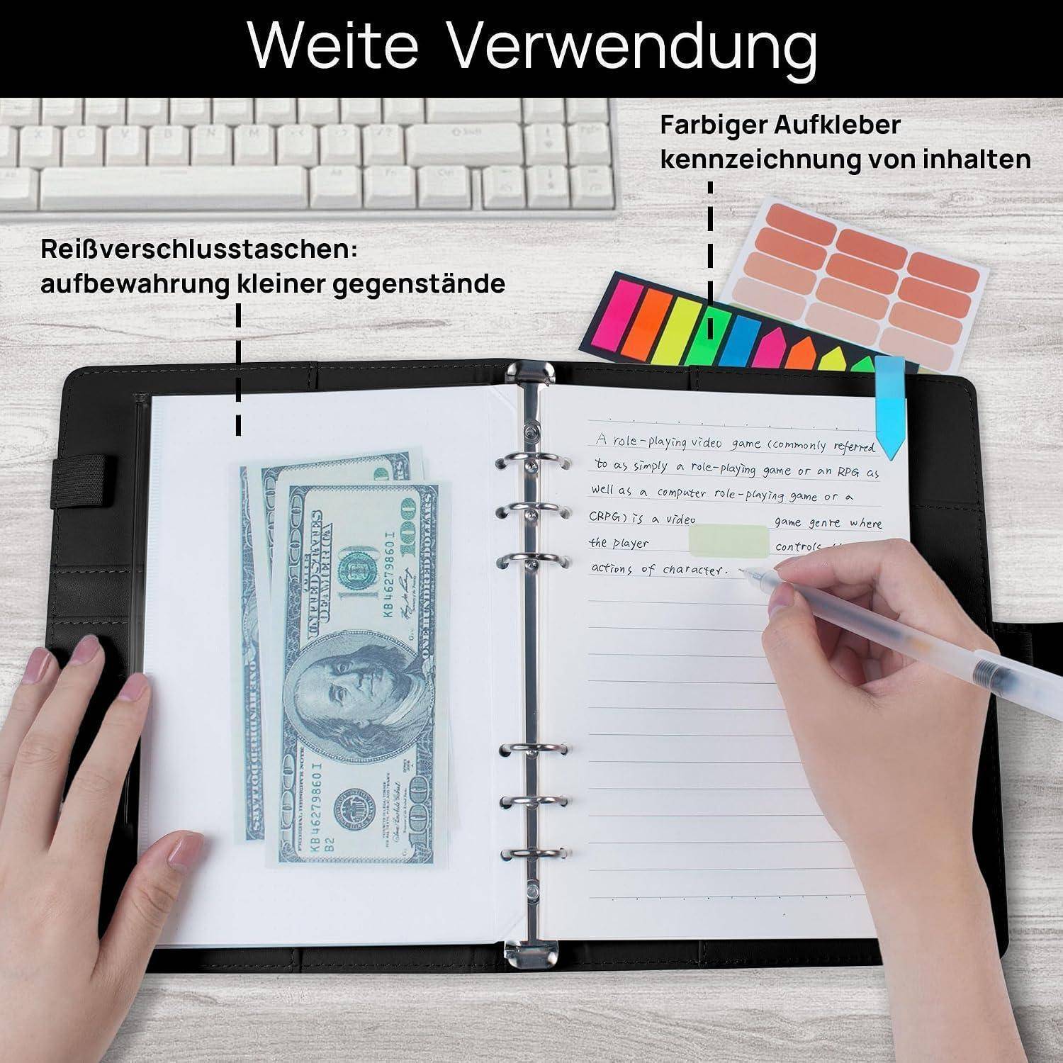 Ordnerorganizer zur Aufbewahrung: Die Reißverschlusstasche enthält kleine Gegenstände, farbige Etiketten kennzeichnen den Inhalt, und eine Hand schreibt Notizen auf linierte Seiten.