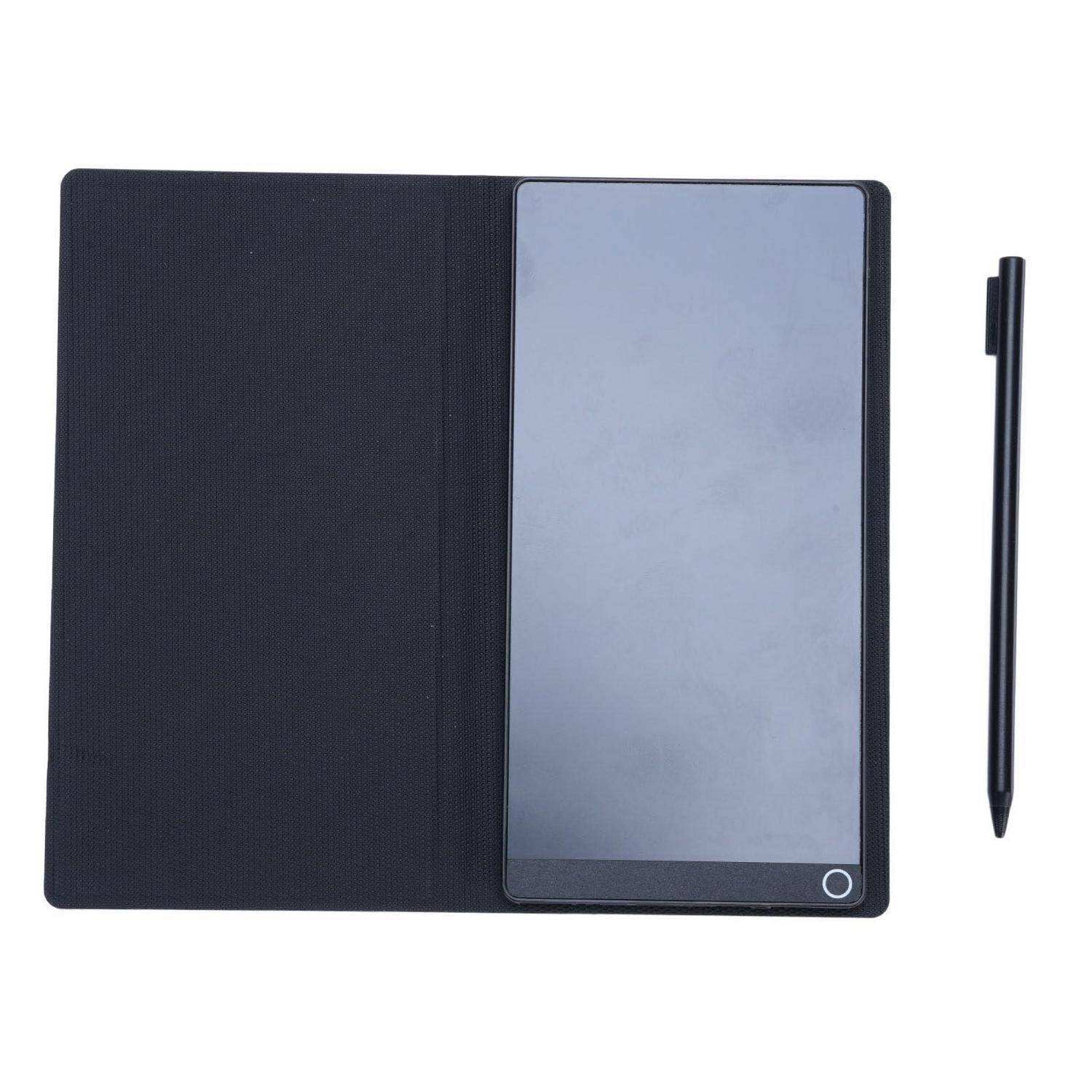 Schwarze Tablet-Schutzhülle im Folio-Stil mit einem Tablet mit Touchscreen und Eingabestift daneben auf weißem Hintergrund.