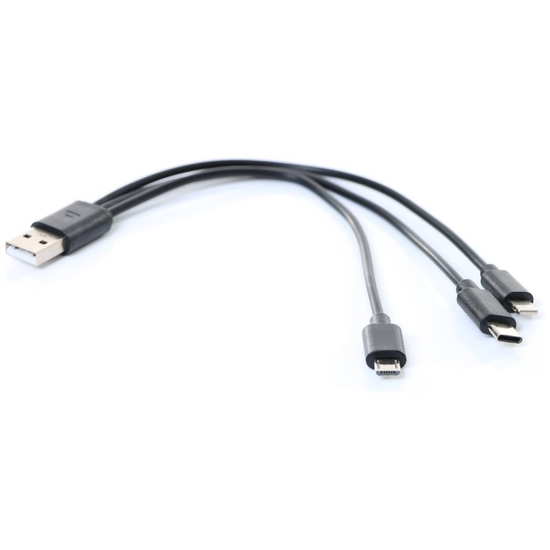 USB-Kabel aufgeteilt in drei Ladeanschlüsse auf weißem Hintergrund.