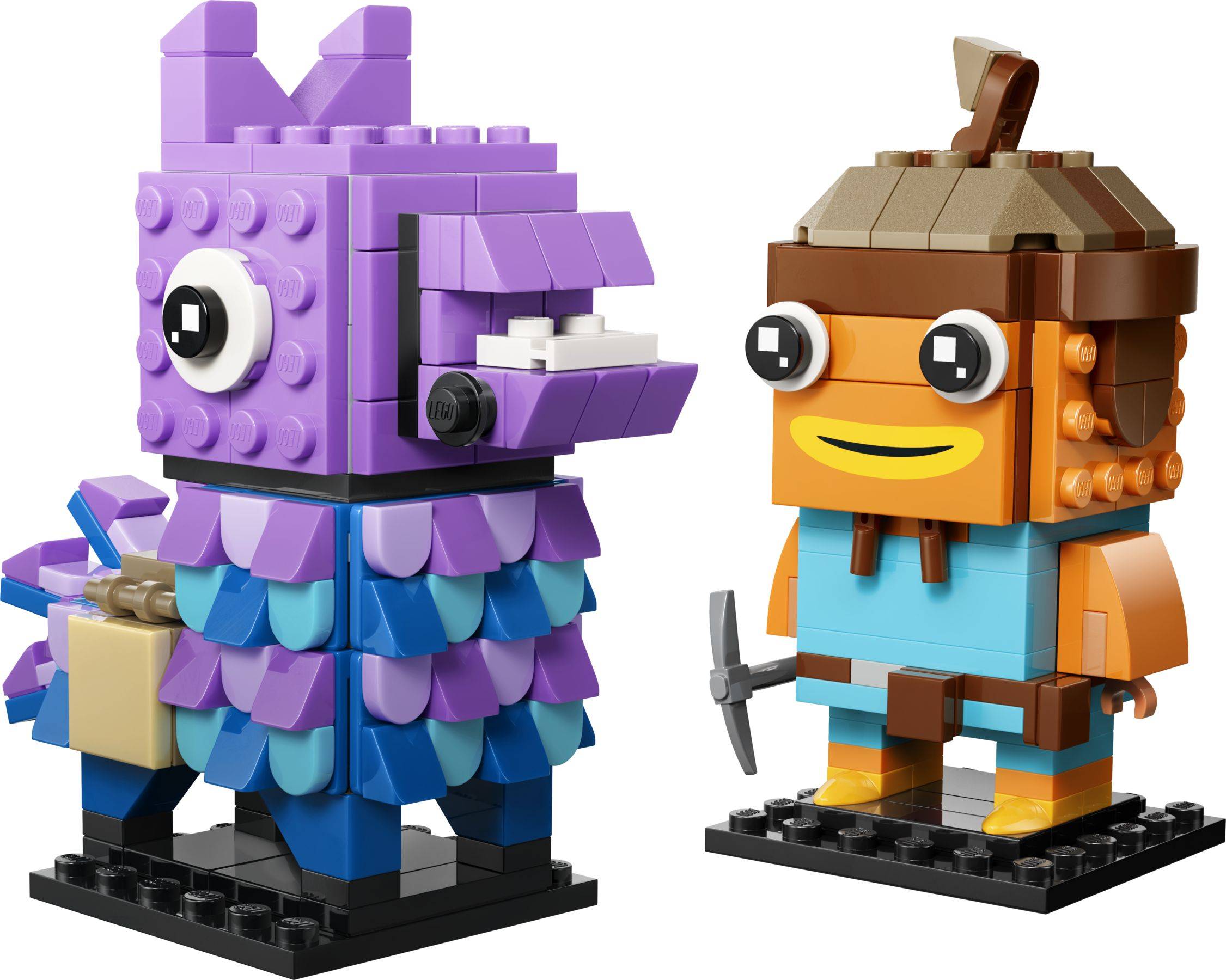 Zwei LEGO-ähnliche Blockfiguren auf schwarzen Sockeln: ein lila Lama mit hervorstehendem Maul und ein lächelnder orangefarbener Bergarbeiter, der eine Spitzhacke hält.