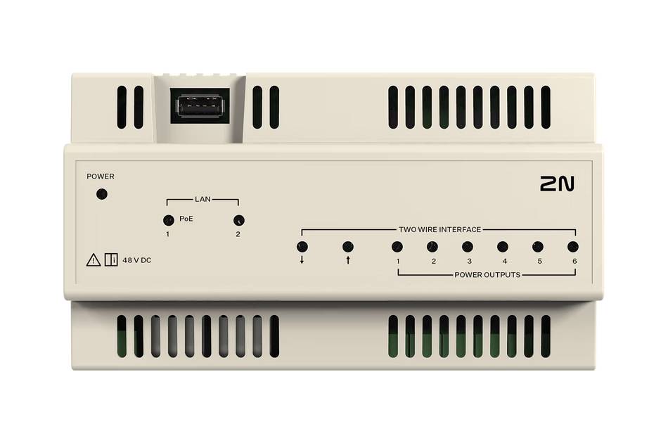 Beigefarbiges 2N-Elektronikmodul mit Belüftungsschlitzen, LAN/PoE-Indikatoren und gekennzeichneten Zweileiter-Stromausgängen 1-6.
