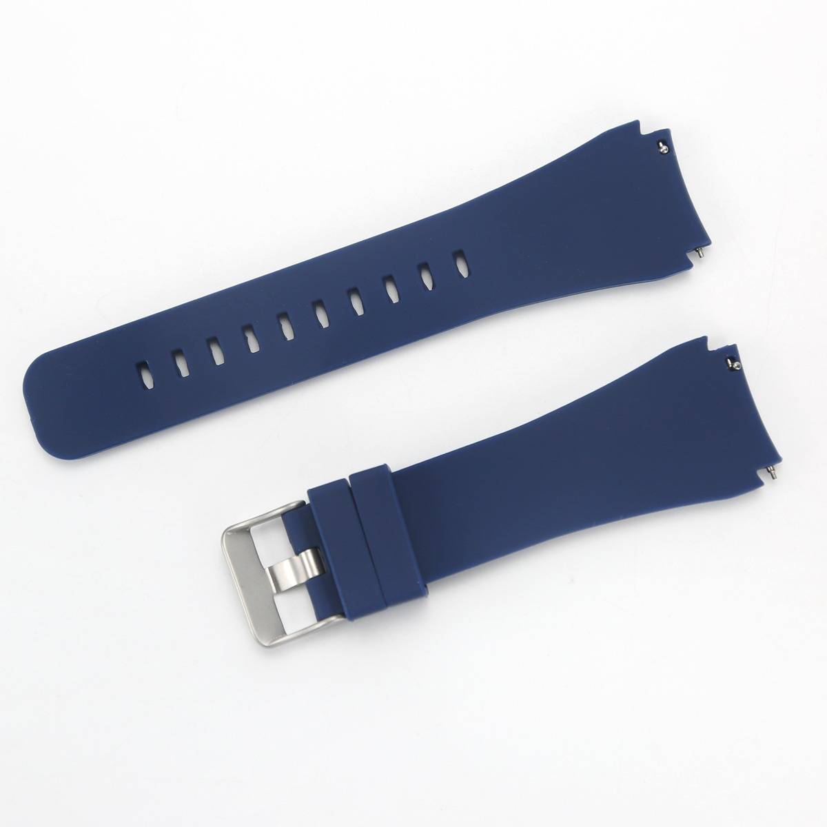 Blaues Silikonuhrenarmband mit silberner Schnalle, in zwei Teilen auf weißem Hintergrund dargestellt.