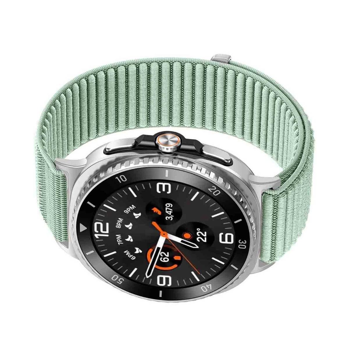 Silberne Smartwatch mit schwarzem analog-digitalem Zifferblatt und mintgrünem Stoffarmband auf weißem Hintergrund.