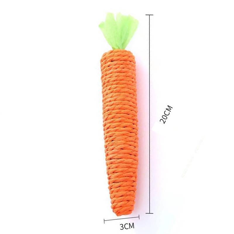 Orangefarbenes karottenförmiges Spielzeug mit grüner Oberseite, auf weißem Hintergrund dargestellt mit beschrifteten Abmessungen von 20 cm Höhe und 3 cm Breite.