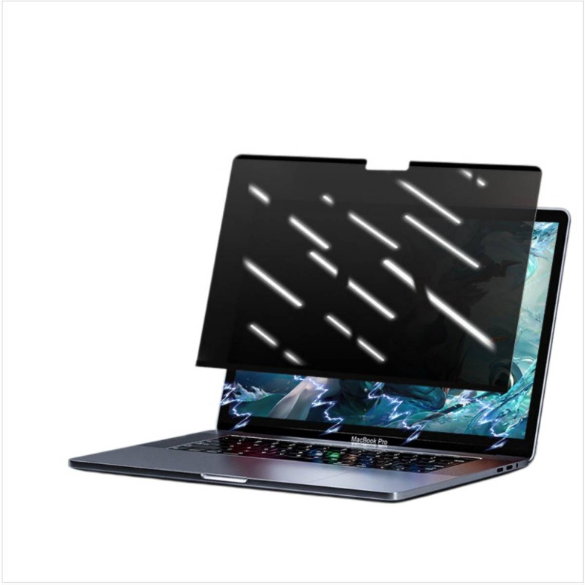Ein Laptop mit einem angehobenen schwarzen Datenschutzbildschirm/Filter, der den größten Teil des Displays abdeckt und eine reduzierte Sichtbarkeit von der Seite zeigt.