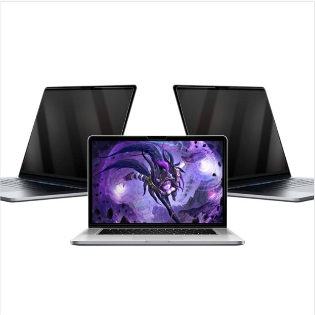 Drei offene Laptops auf weißem Hintergrund, wobei der vordere mittlere Laptop einen violetten Fantasy-Charakter auf dem Bildschirm zeigt.
